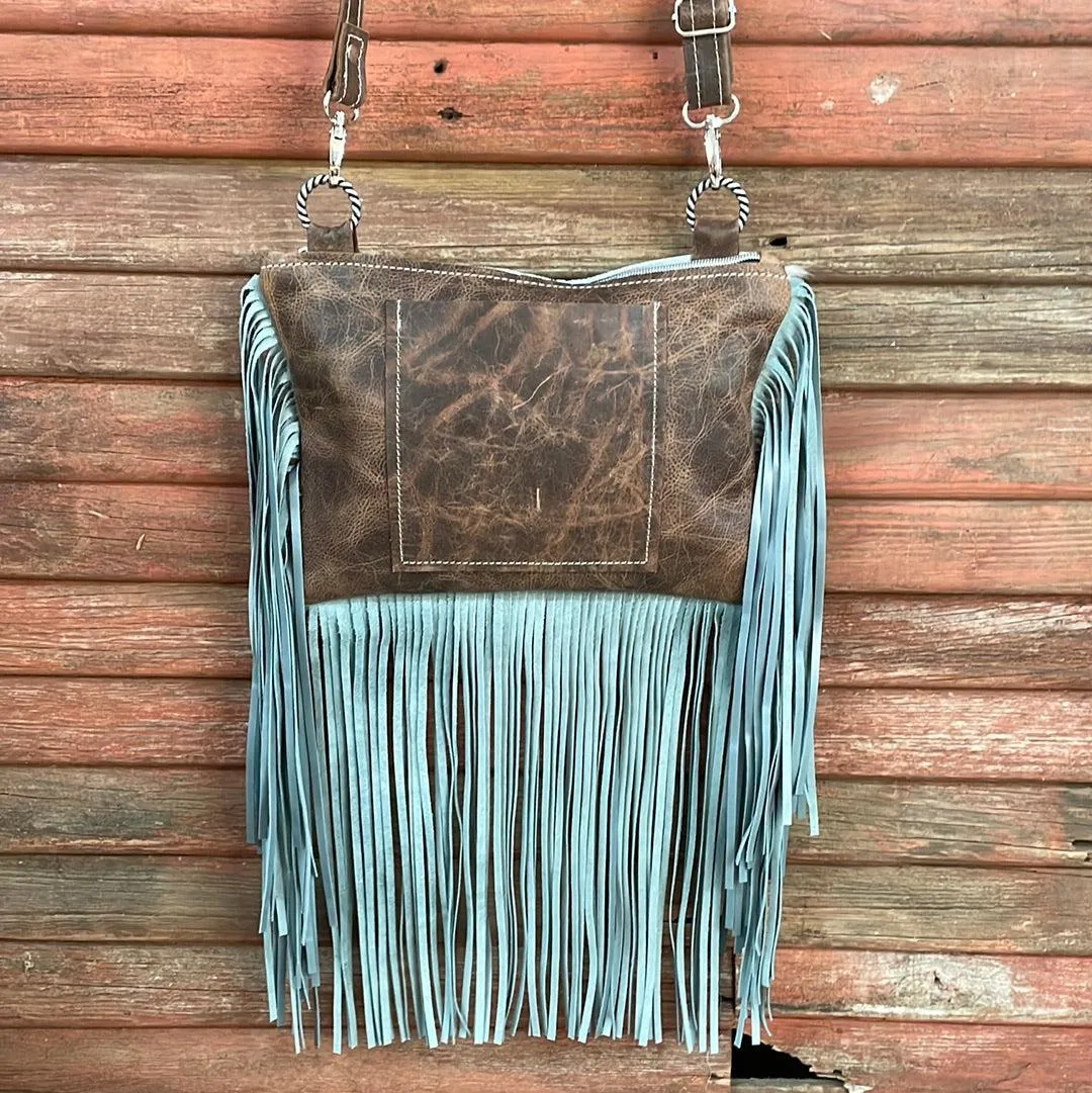 003 Patsy - Tricolor w/ Blank Slate