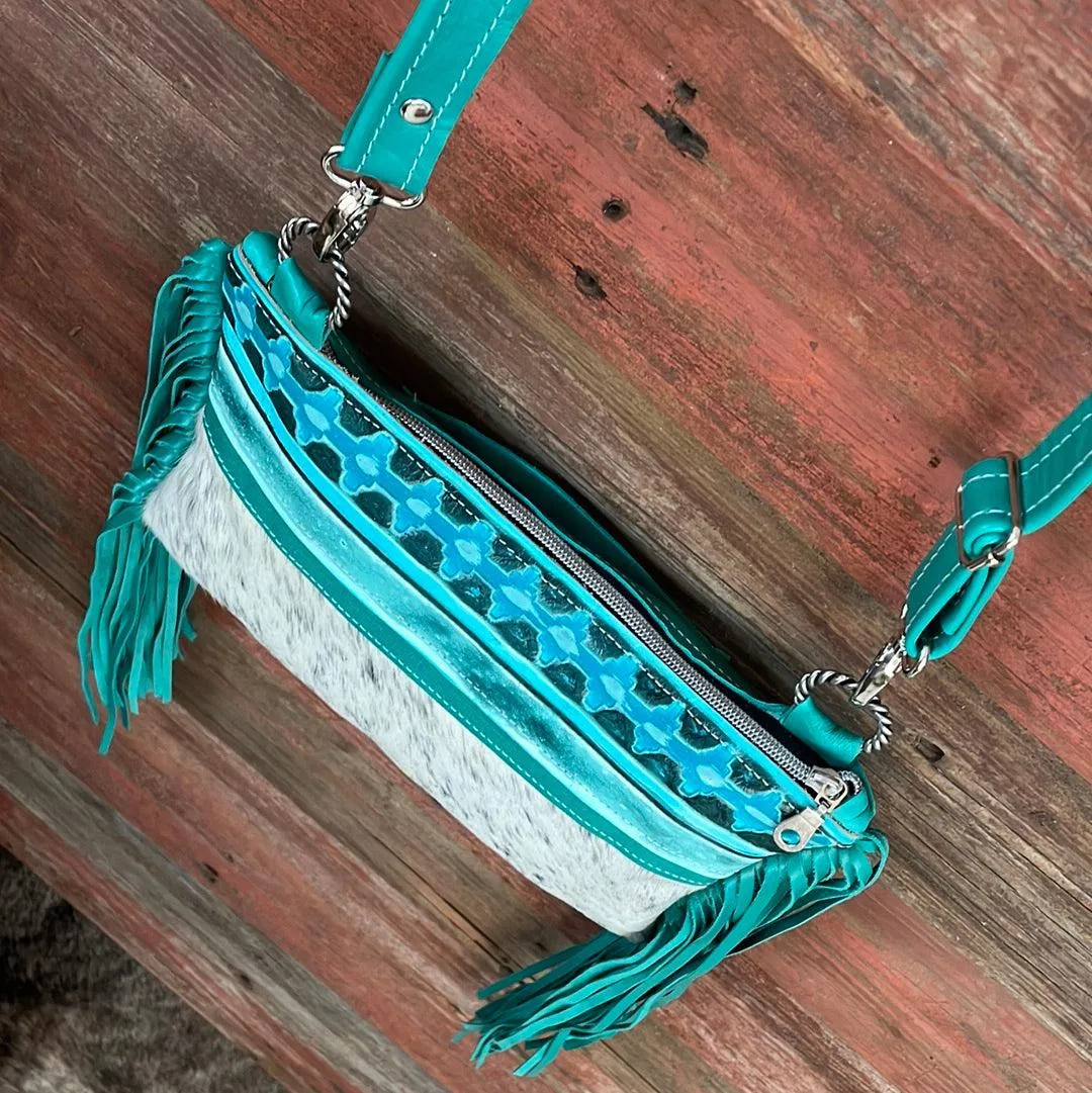 014 Patsy - B&W Speckle w/ Turquoise Matrix