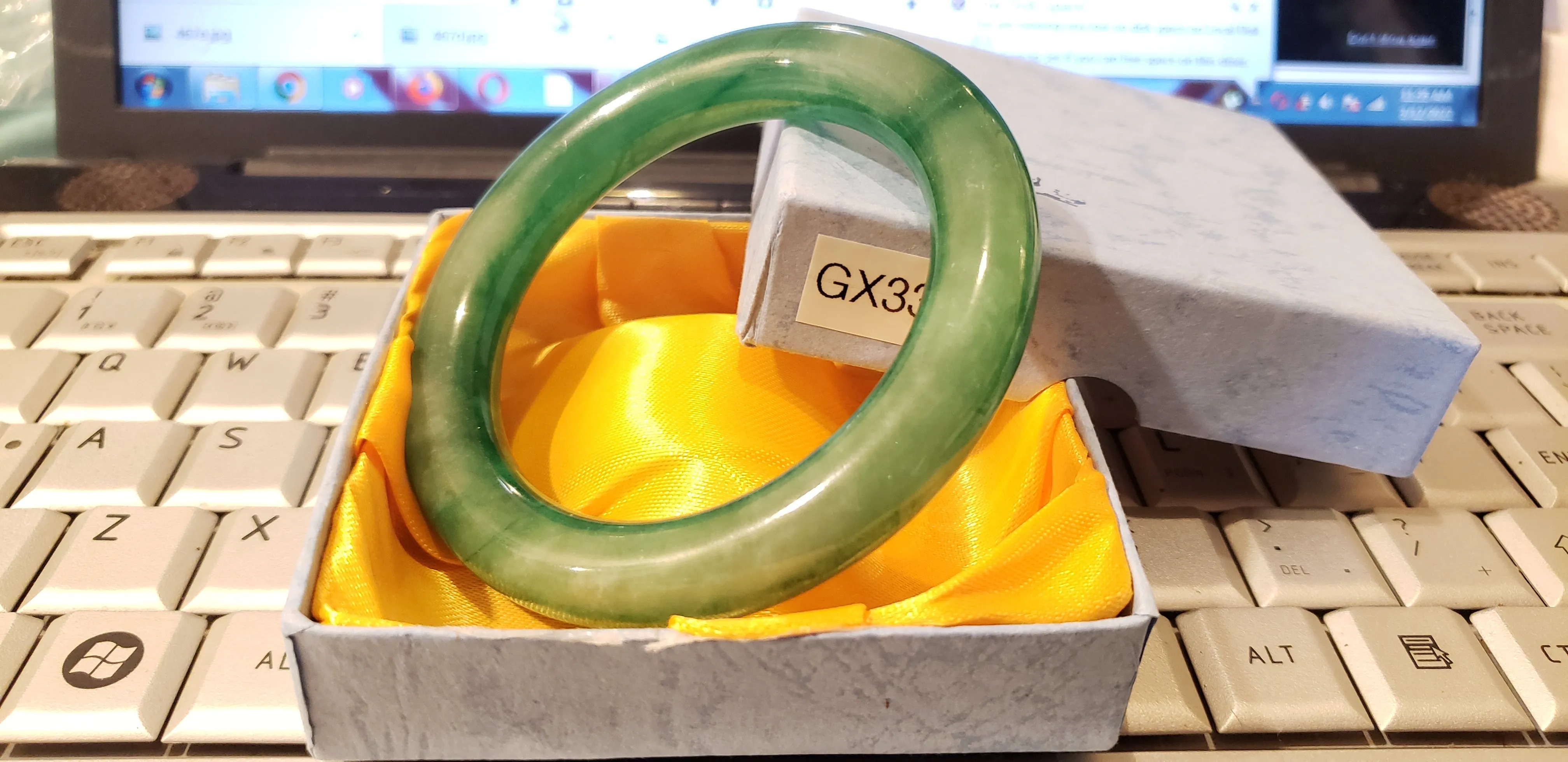 10% OFF- 58/59/60mm Certified Natural Jadeite Emerald A*Jade HandCarved Lucky Round Bracelet Bangle GX3352
