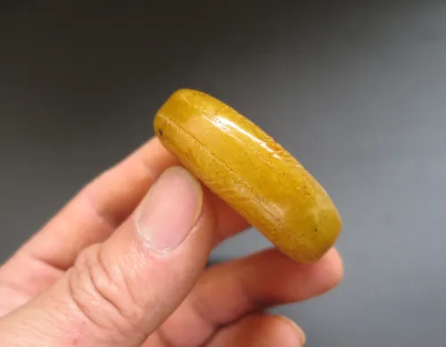 10% OFF- Certified Natural Gold Emerald A*Jade HandCarved Lucky Safety Donut Pendant A88