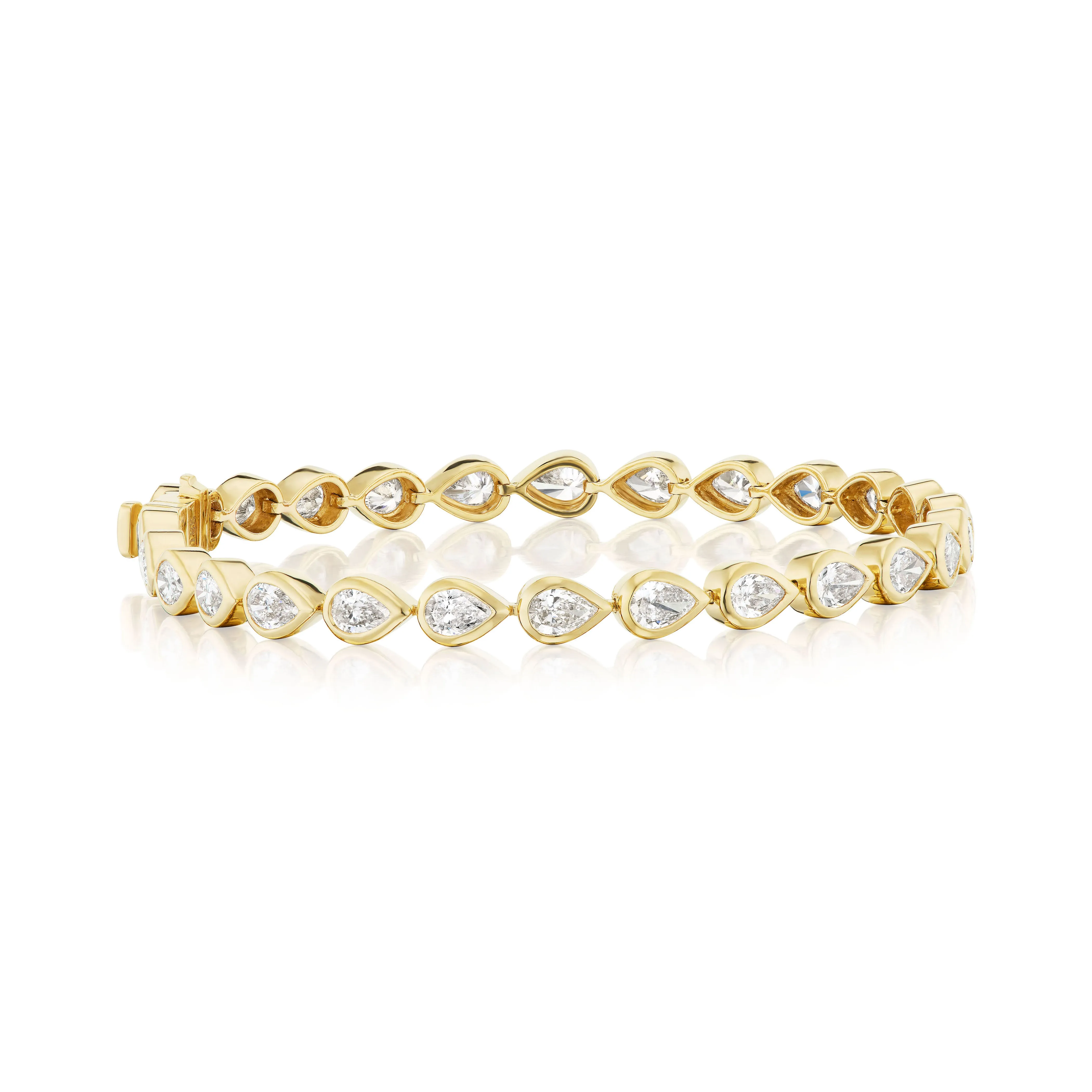 18KY Pear-Shaped Diamond Tennis Bracelet