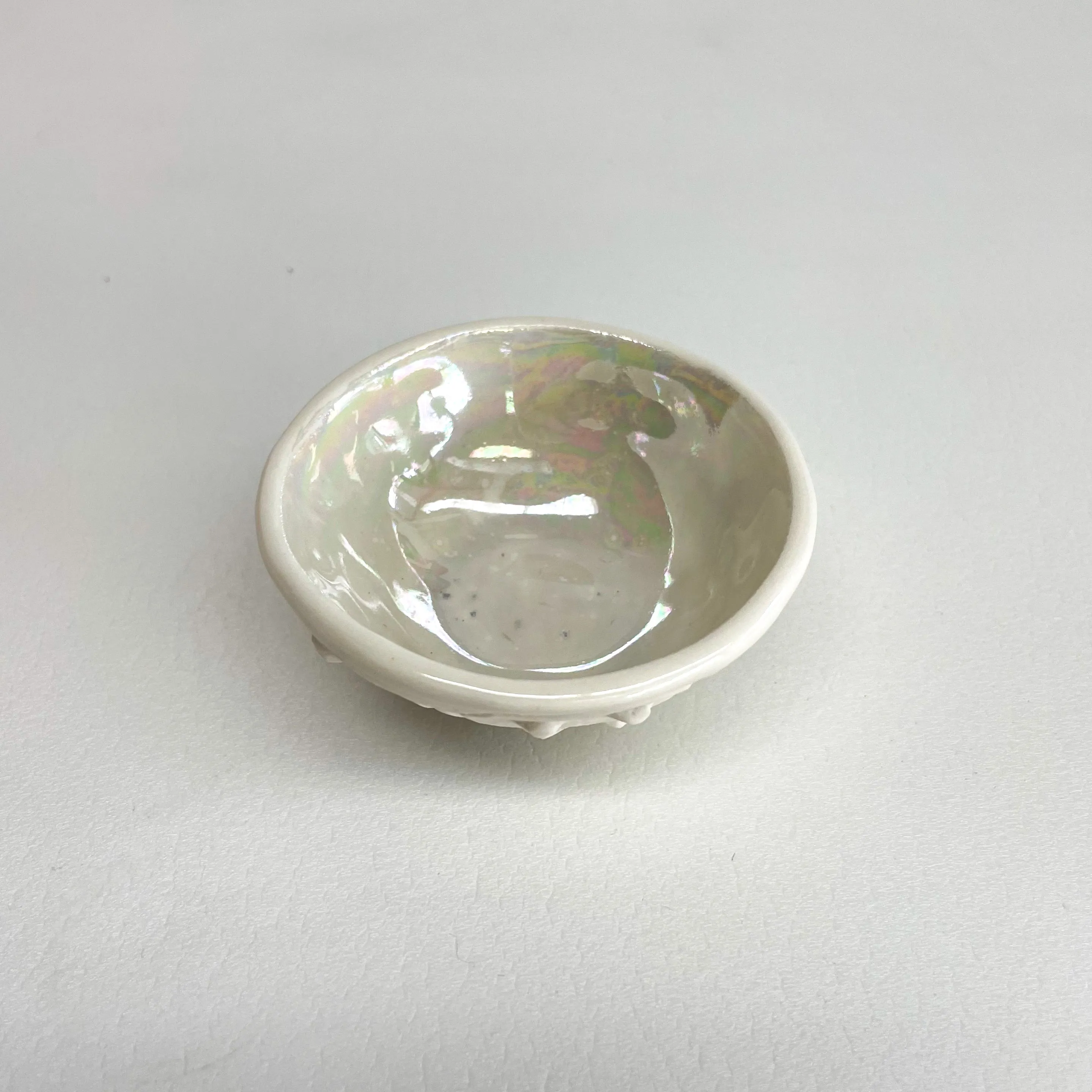48. Urchin Mini Bowl - White - Pearl