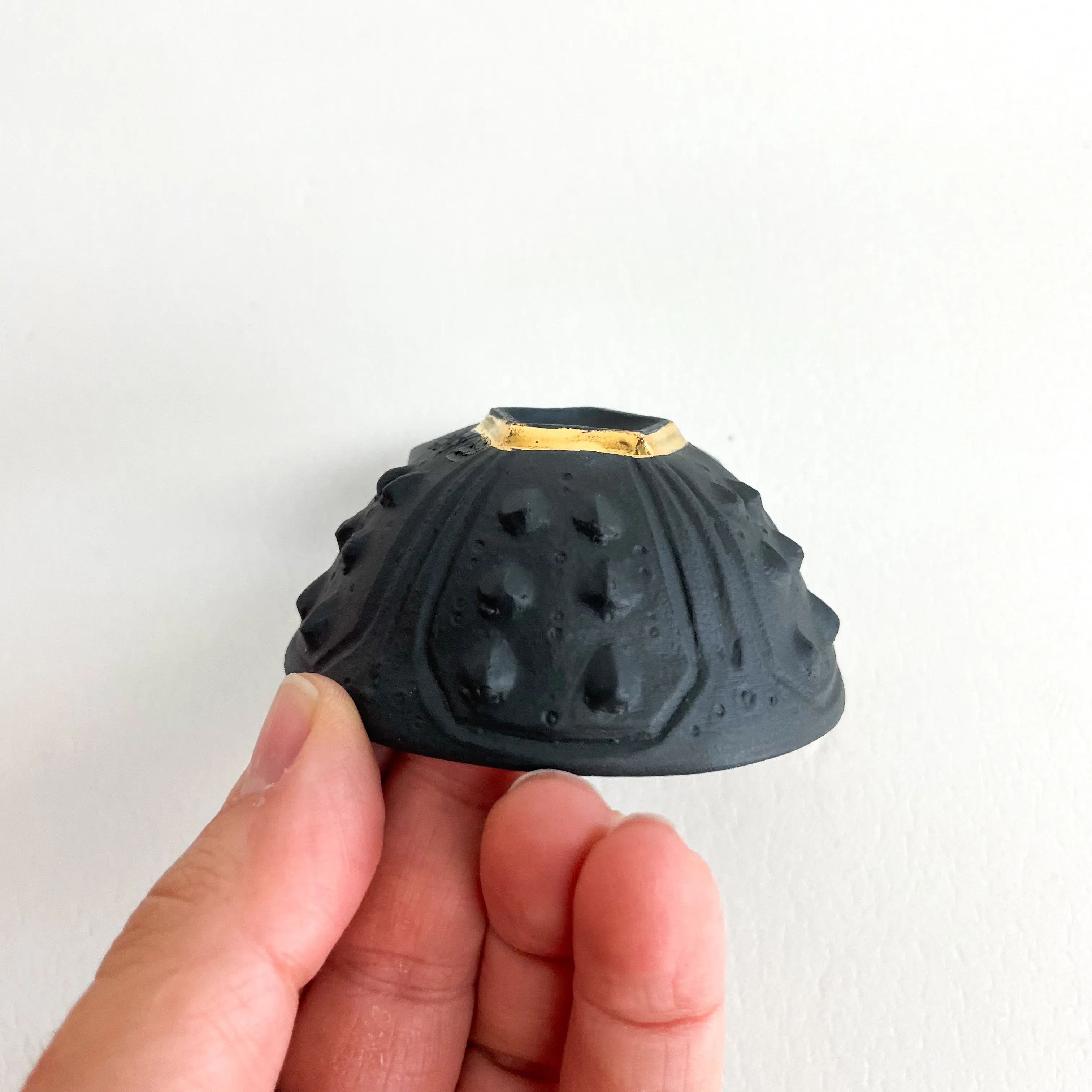 49. Urchin Mini Bowl - Black - Gold Ring
