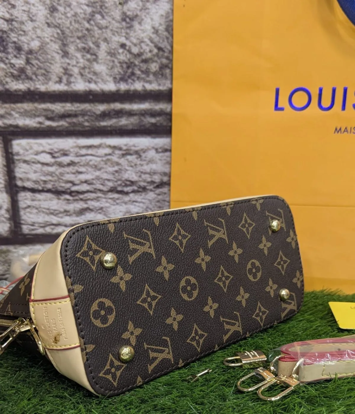 Alma Crossbody Shoulder Handbags