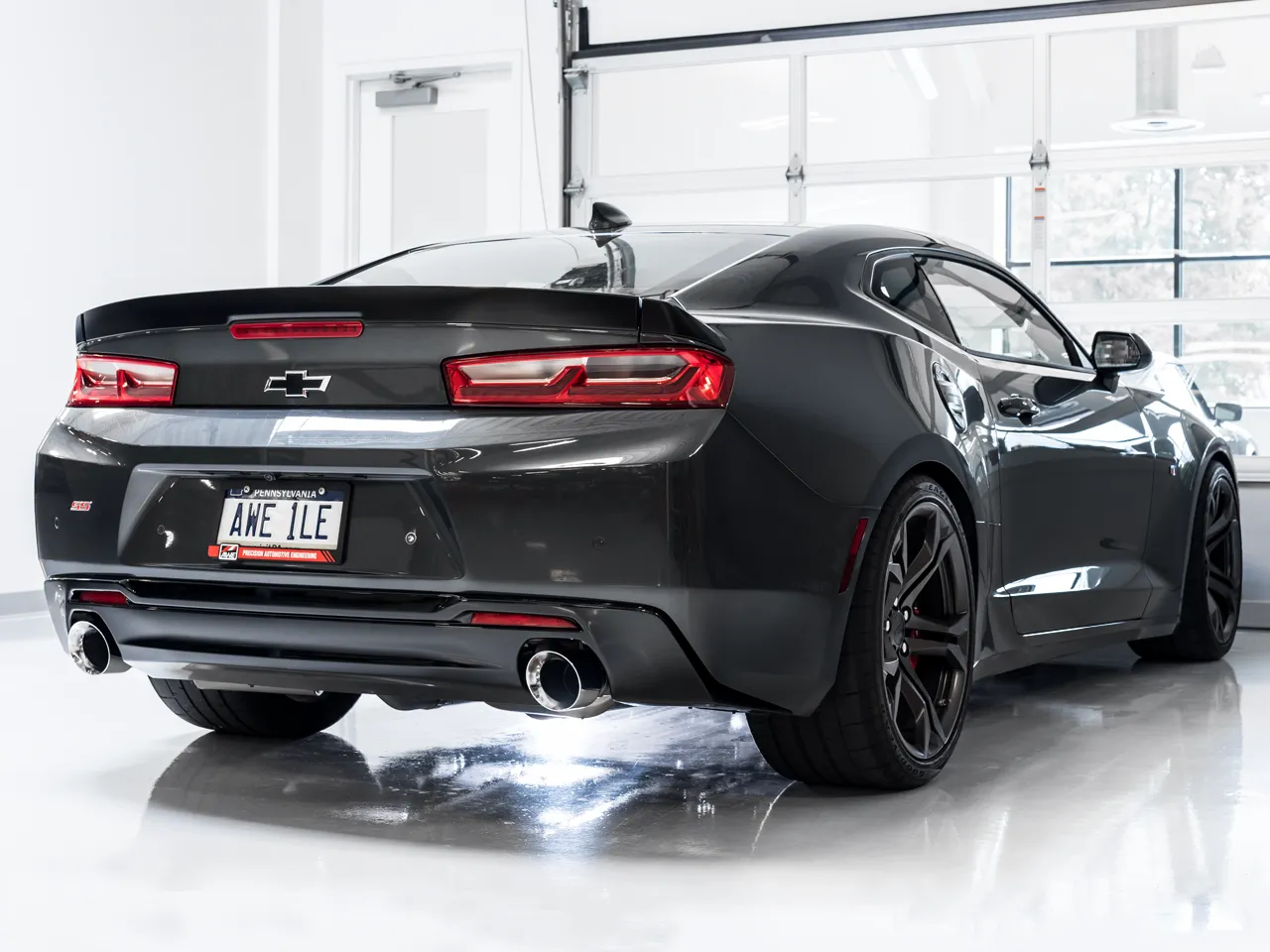 AWE TOURING EDITION AXLE-BACK EXHAUST - CHEVROLET CAMARO GEN6 SS / LT1 (DUAL TIPS)