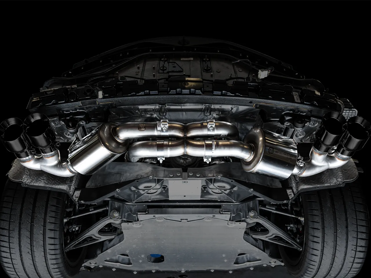 AWE TOURING EDITION EXHAUST CHEVROLET C8 CORVETTE (NON-Z06)