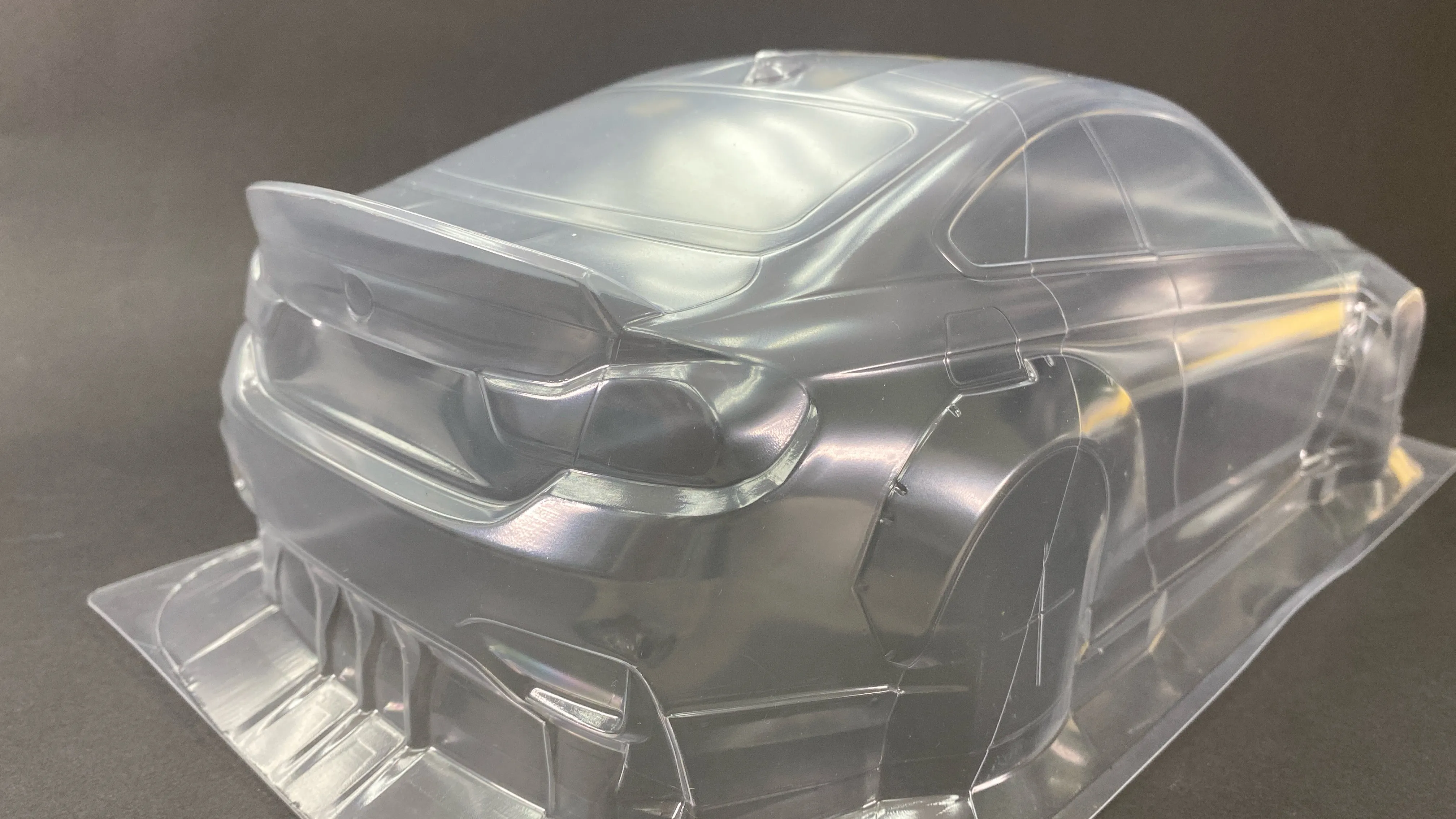 BDY-M4 1/10 Ultra Light-weight Touring Car Body - Volume tc 0.7mm