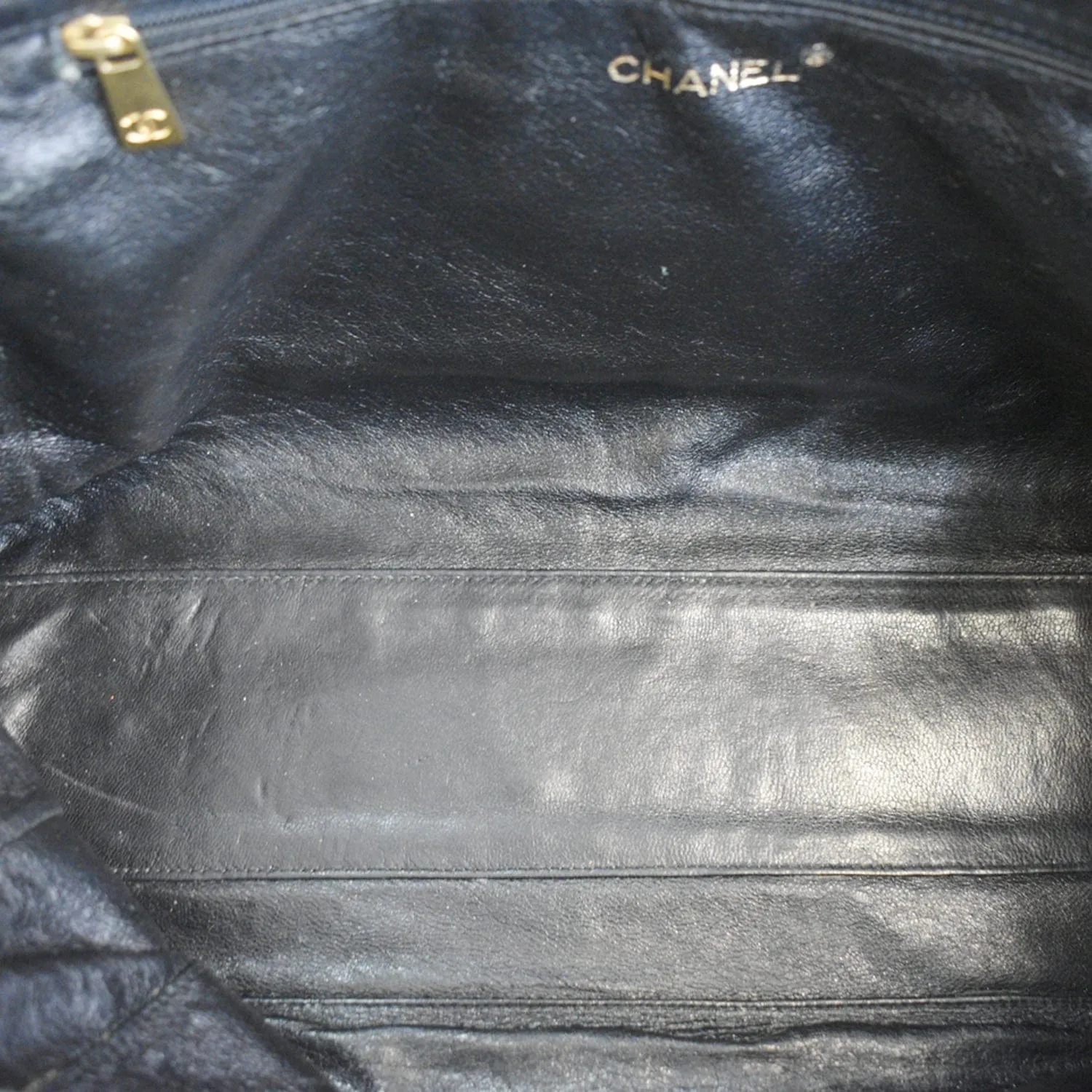 CHANEL Vintage Bekko Lambskin Leather Chain Tote Bag Black