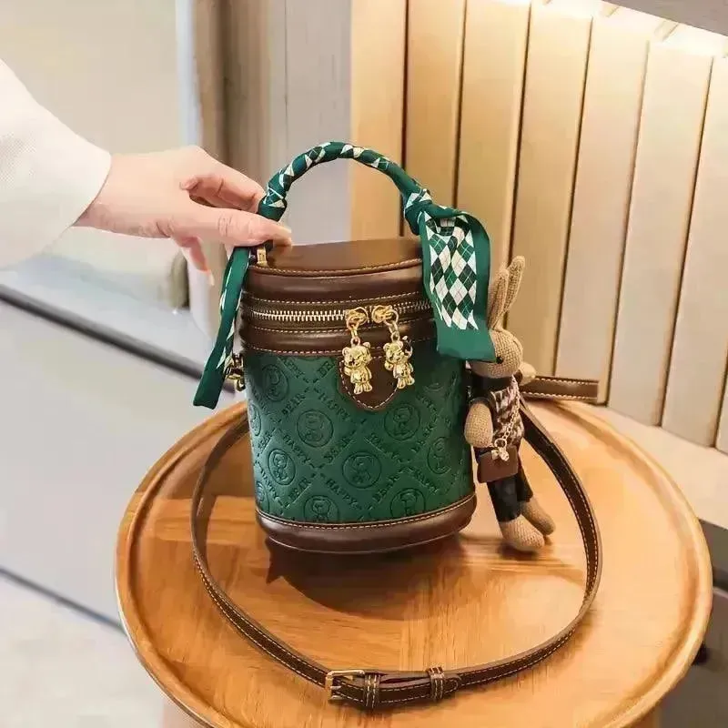Chic Mini Luxury Bear Bucket Handbag