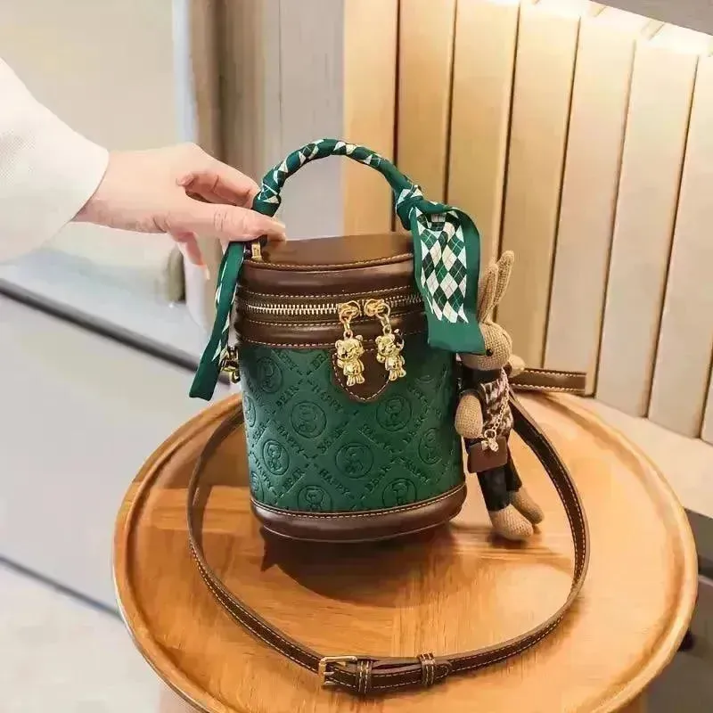Chic Mini Luxury Bear Bucket Handbag