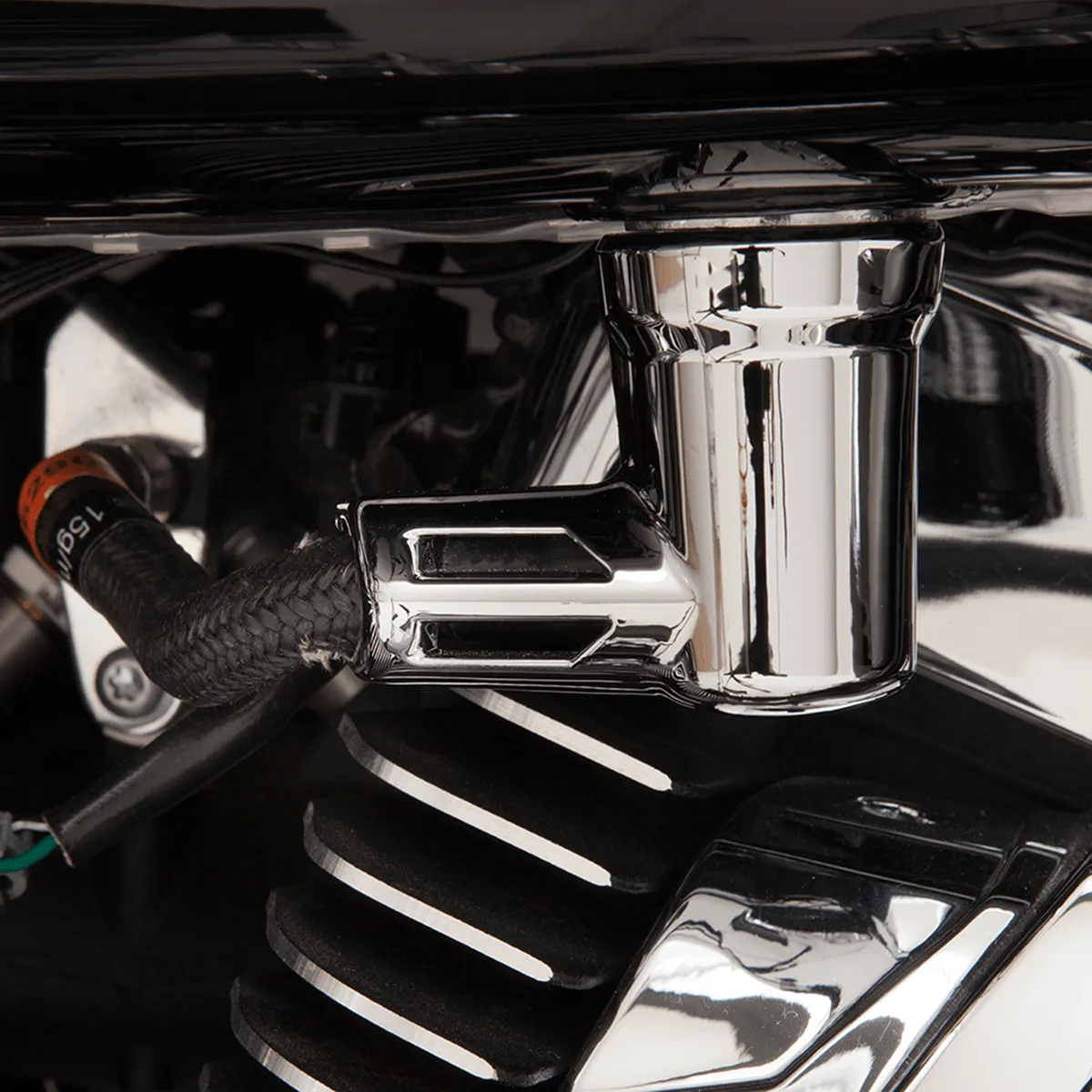 Ciro 73025 Fuel Line Fitting Cover