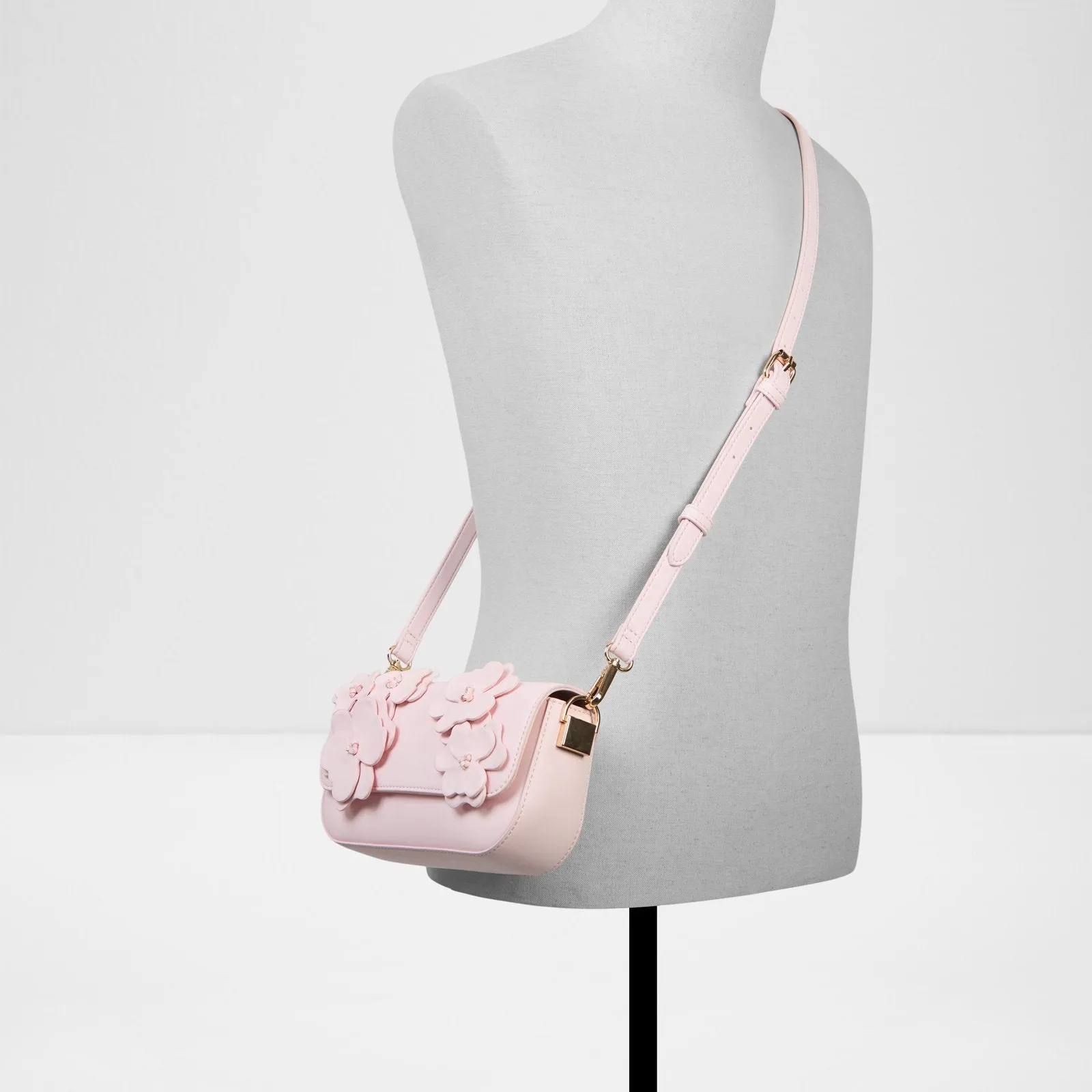 Daisybouquet / Cross Body