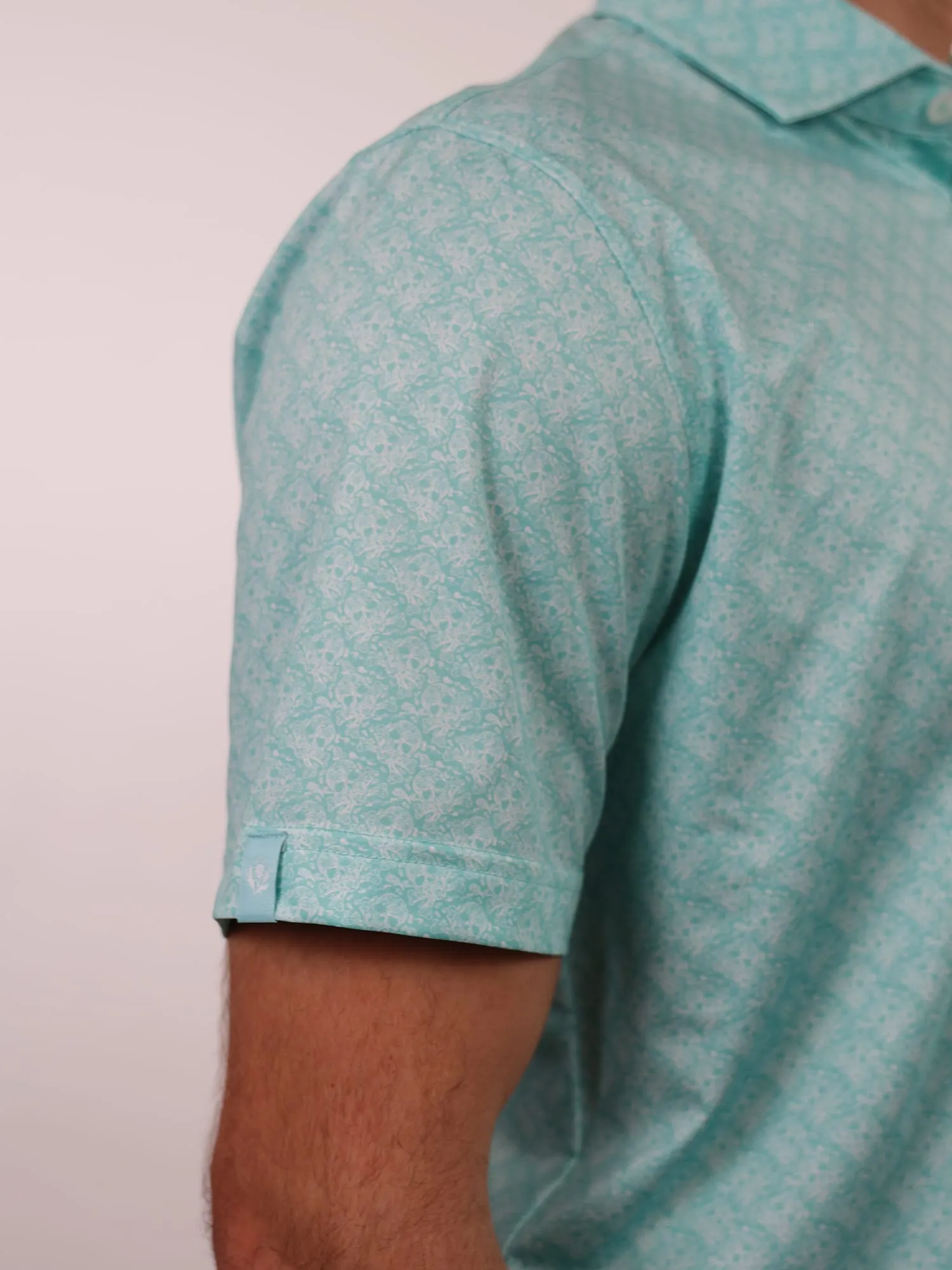 Donald Ross Mens Sport Fit SIDNEY SKULL Print  Polo - SEAGLASS/WHITE
