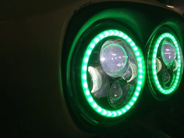 DUAL 7" DAYMAKER 2014 - 2019 GREEN HALO LED Replacement ROAD GLIDE Chrome Light Bulb Headlight Harley  Bezel
