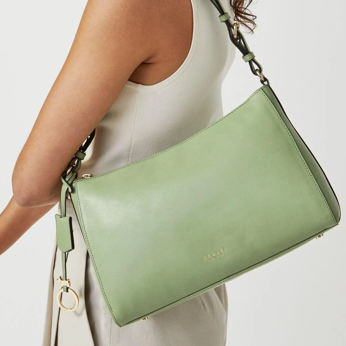 DUKES PLACE - Medium Zip-Top Shoulder