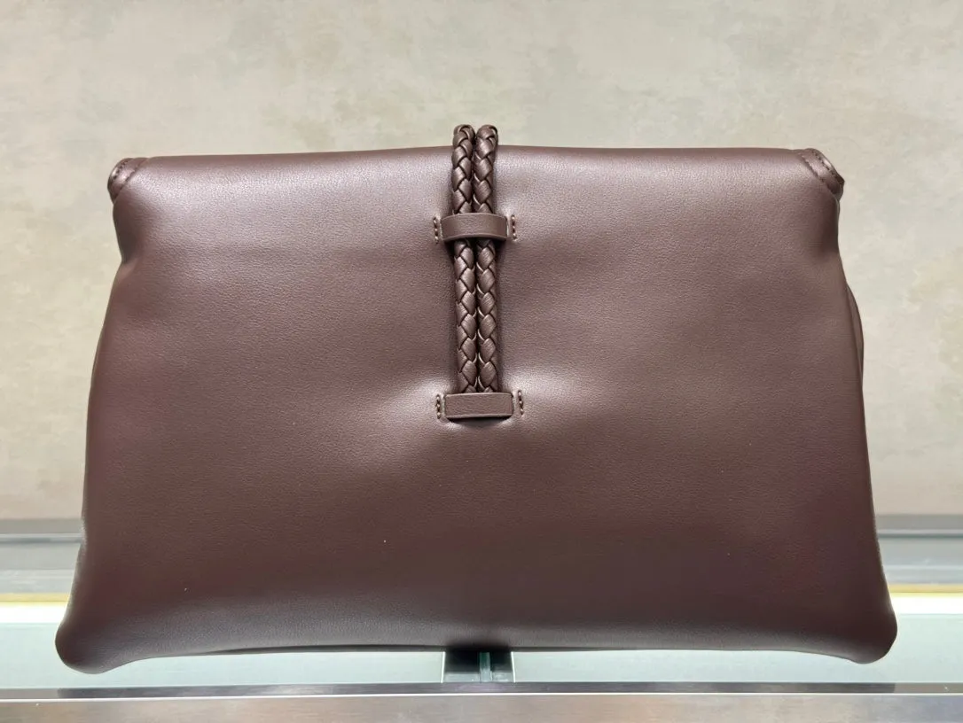 Elegant Cowhide Leather Shoulder Bag