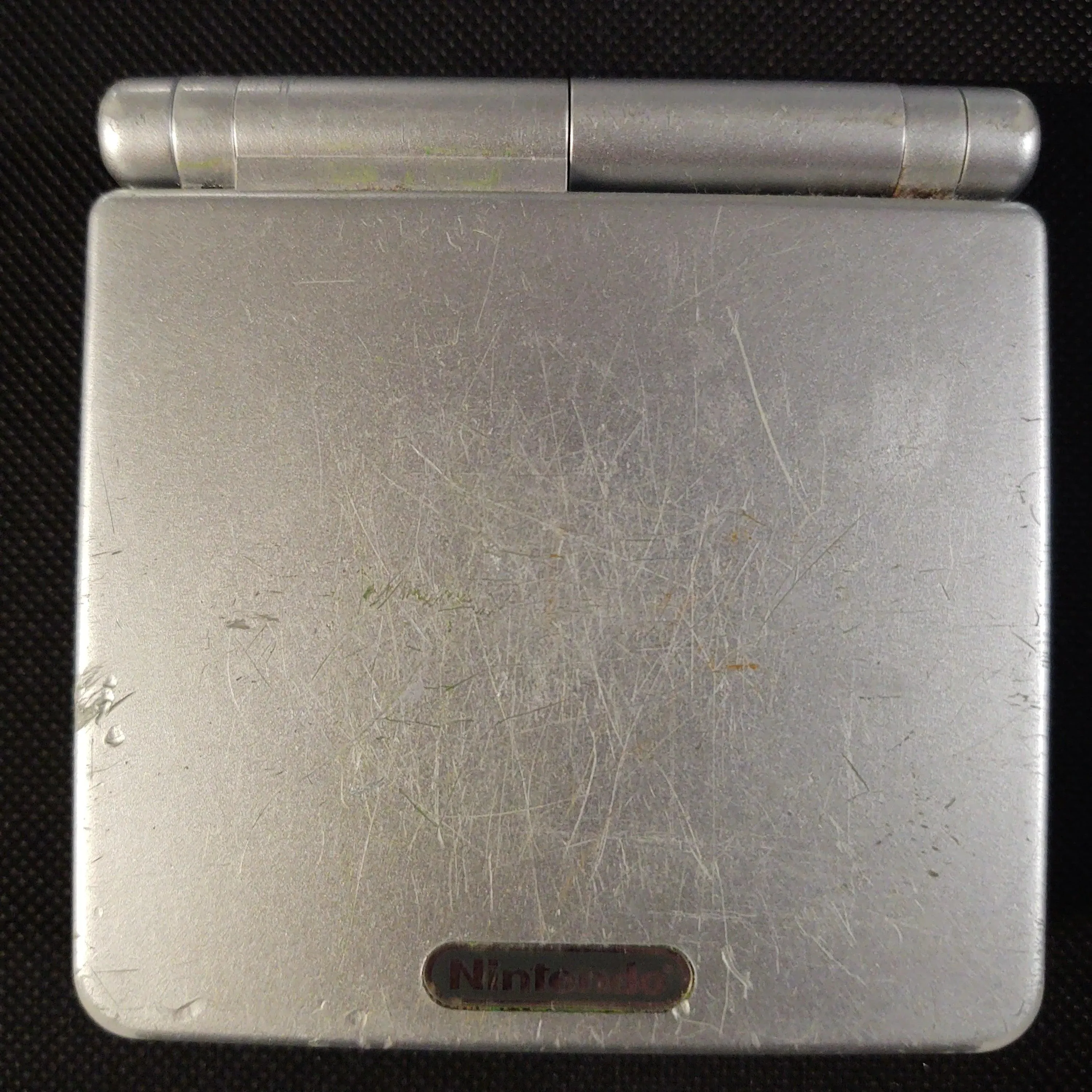 Gameboy Advance SP 001 konsol (Sølv) (kosmetiske fejl)