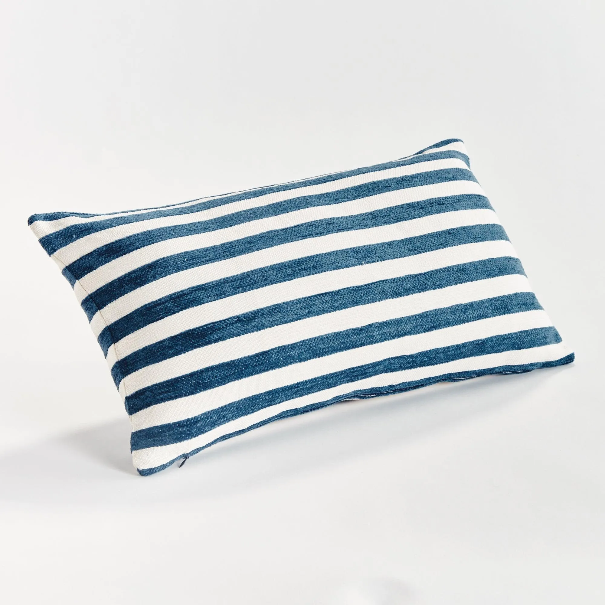 Gideon Lumbar Indoor Outdoor Pillow