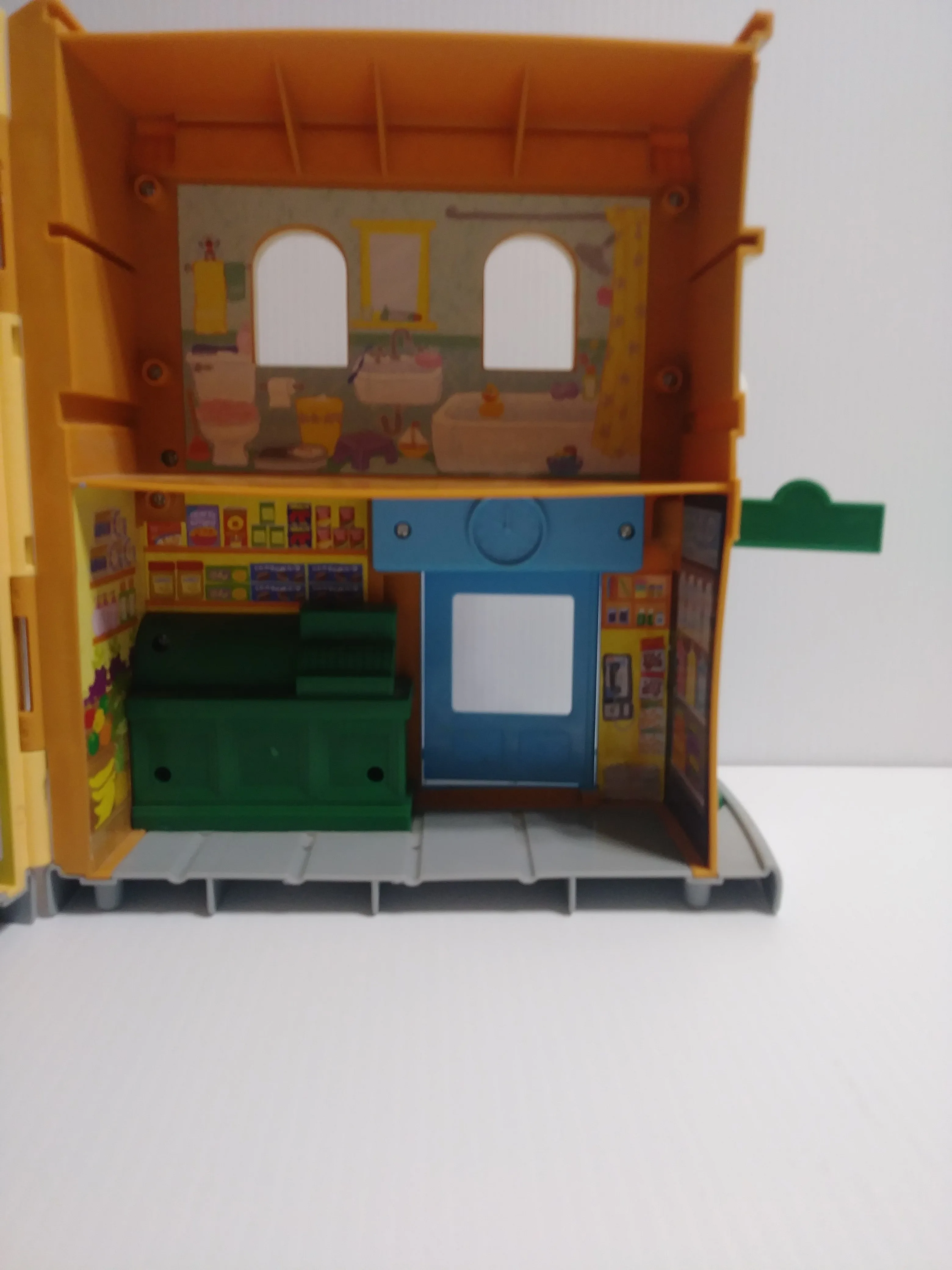 Hasbro 123 Sesame Street Mr Hooper's Store Playset