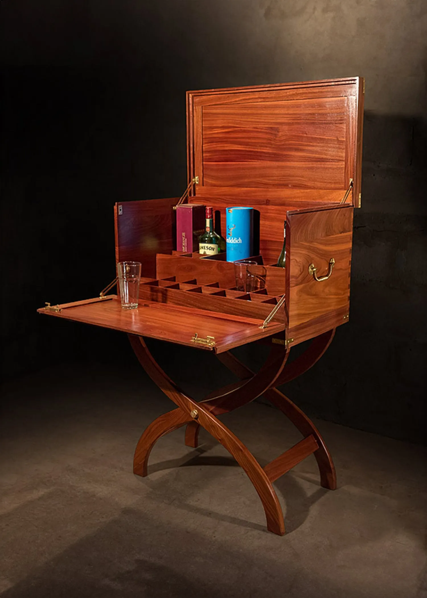 Hemingway Field Bar