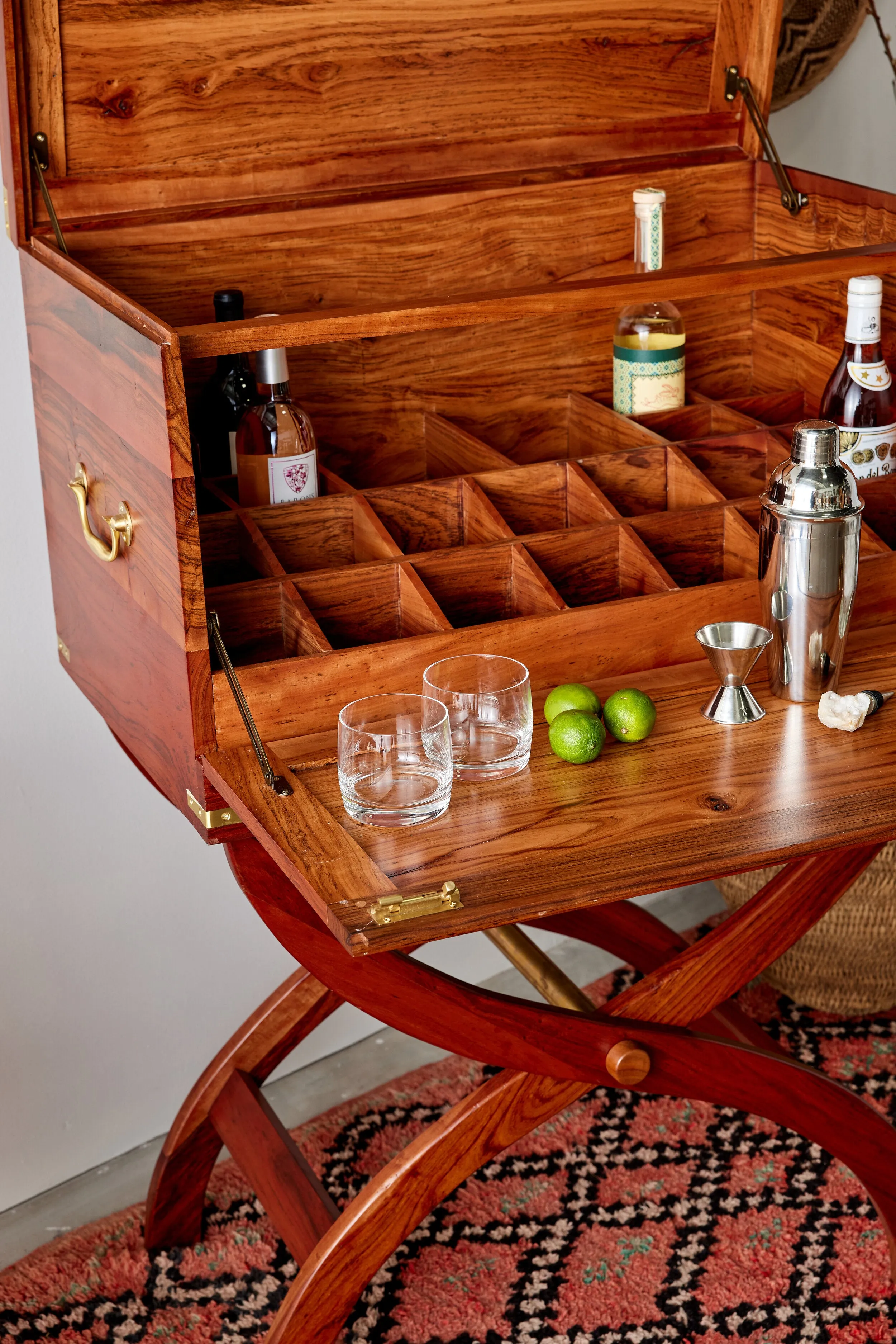 Hemingway Field Bar