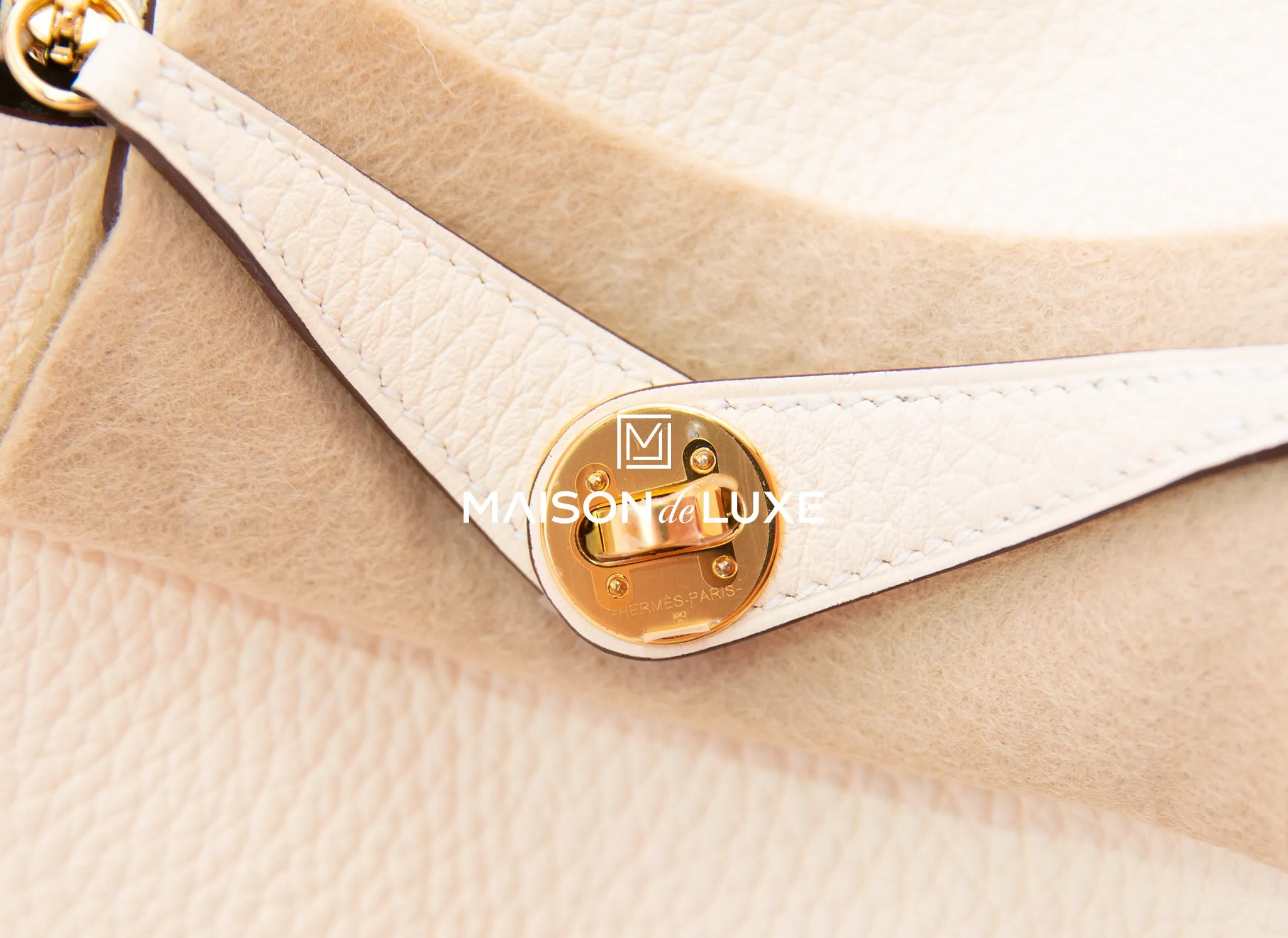 Hermes Mini Lindy 20 Nata Clemence Gold Hardware