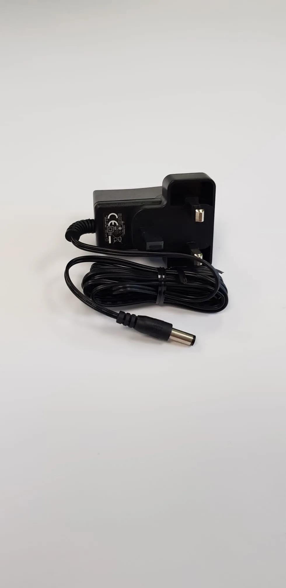 Int'l Charger 7.5V/0.45A (200mA) - UK