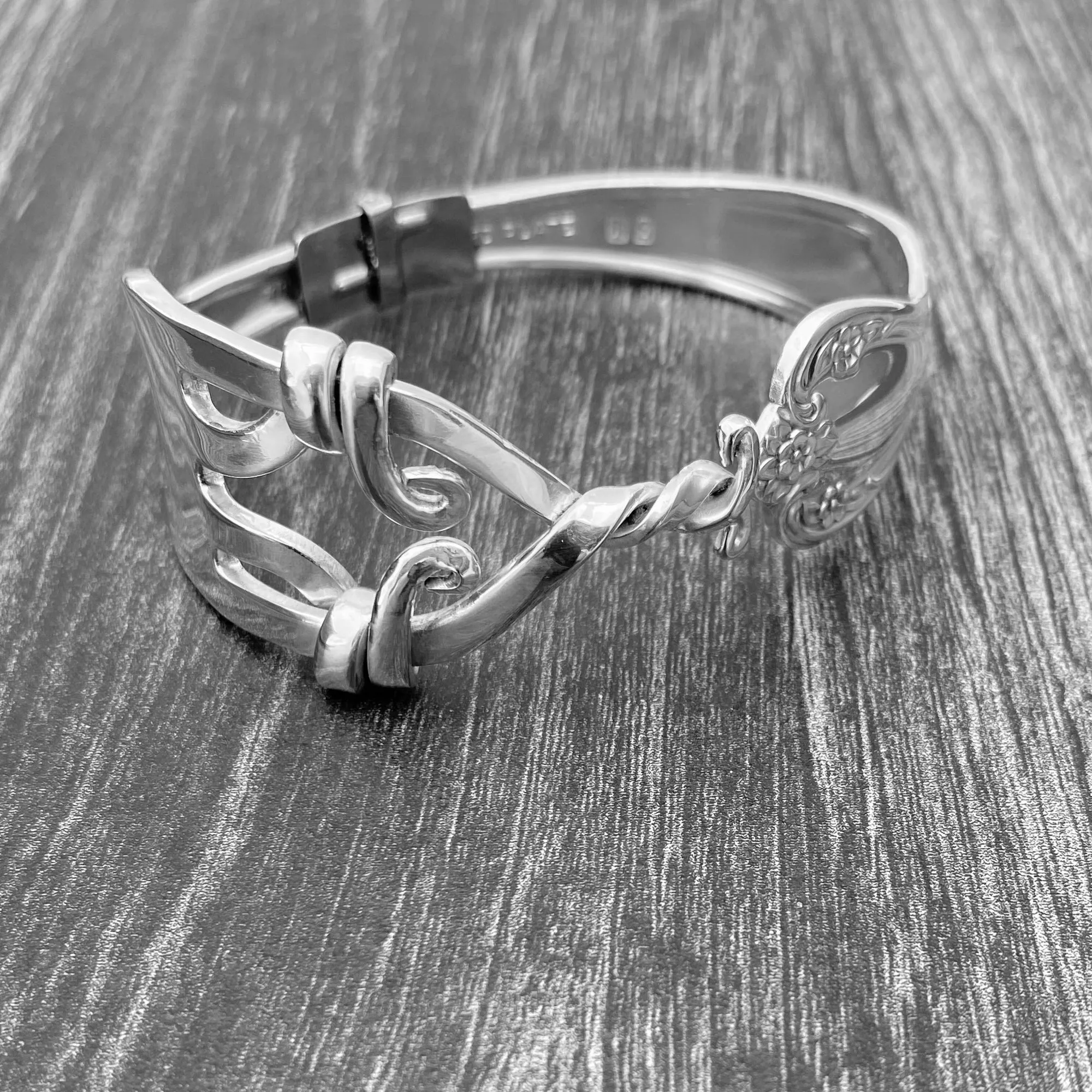 'Introversion' Premium Fork Bracelet