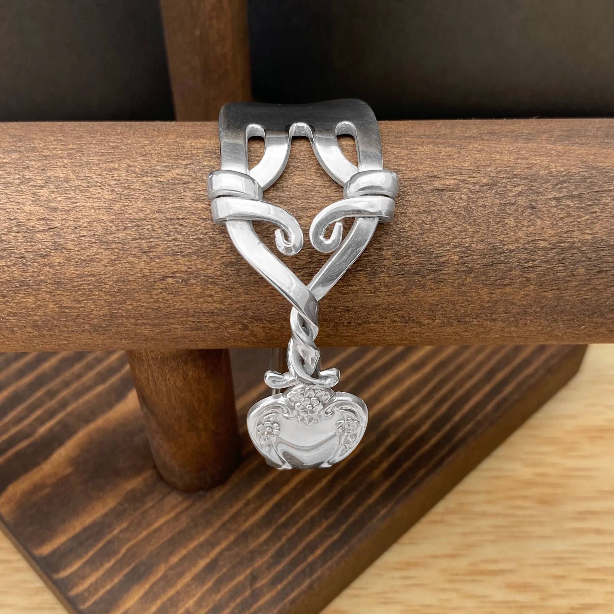 'Introversion' Premium Fork Bracelet
