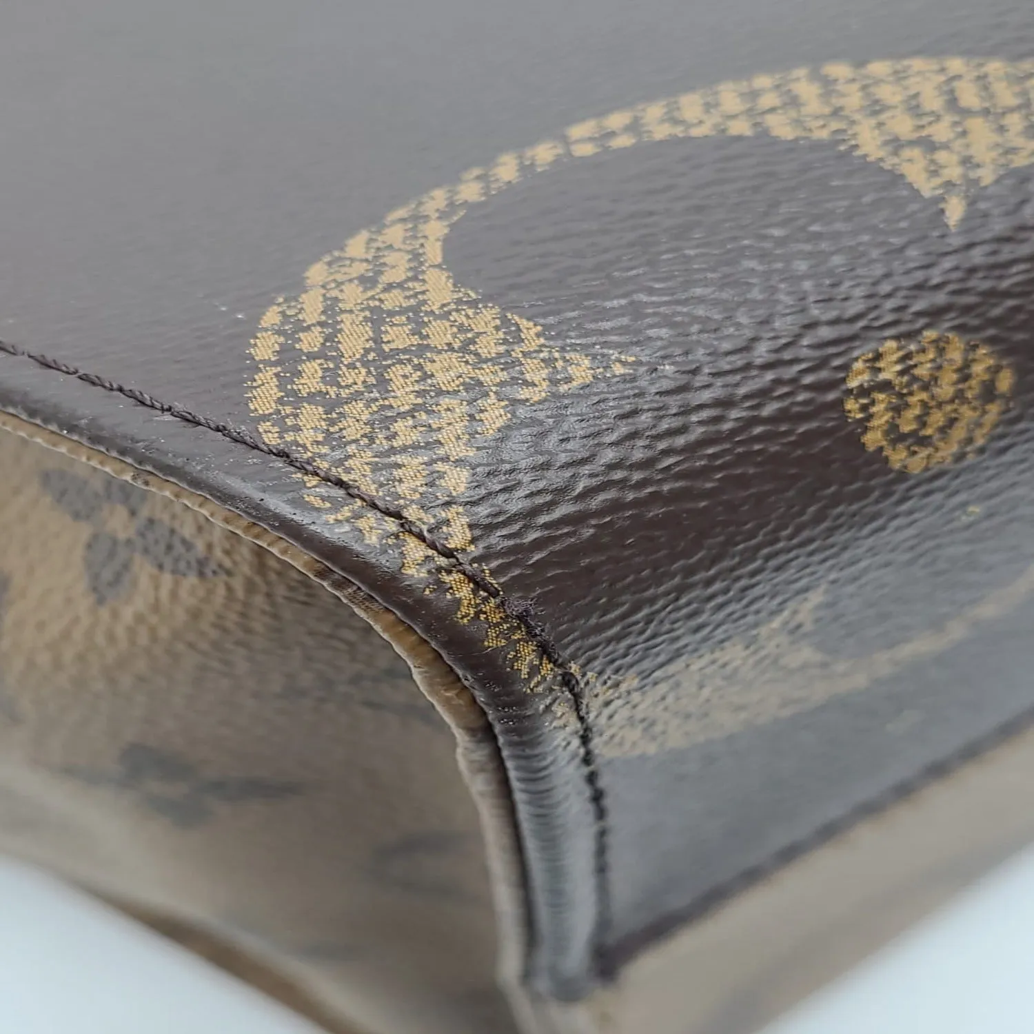 LOUIS VUITTON Onthego MM Giant Monogram Canvas Tote Shoulder Bag Brown