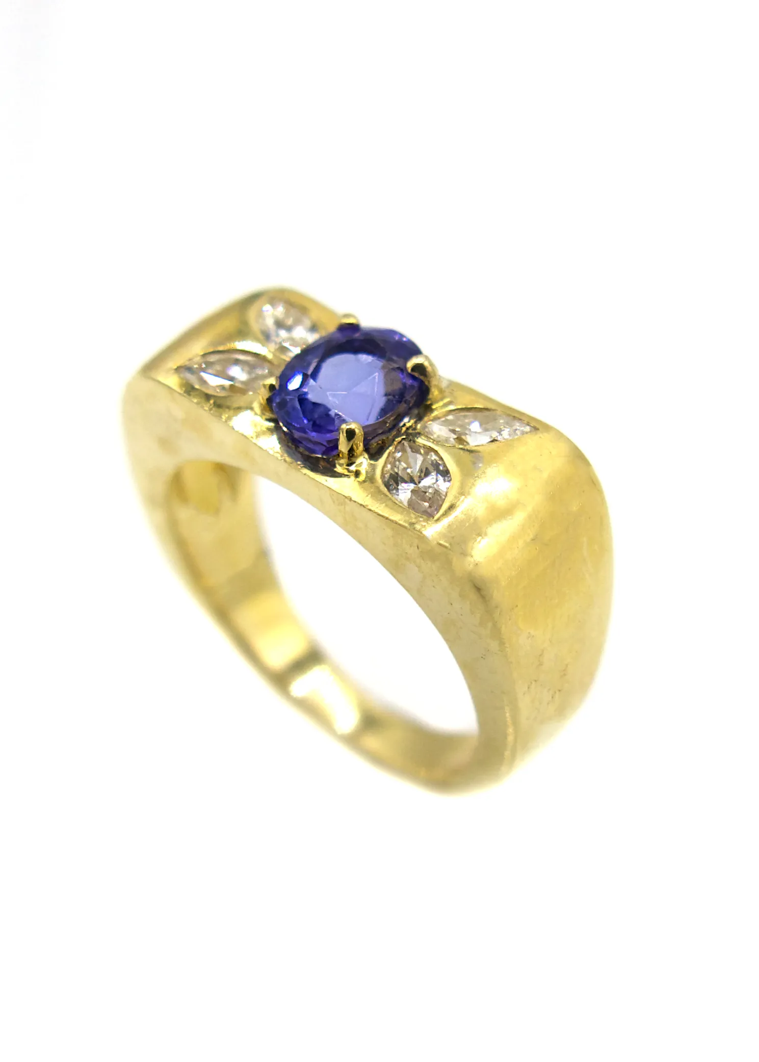 Mid-Century 18K Gold Ring with Tanzanite & Diamond