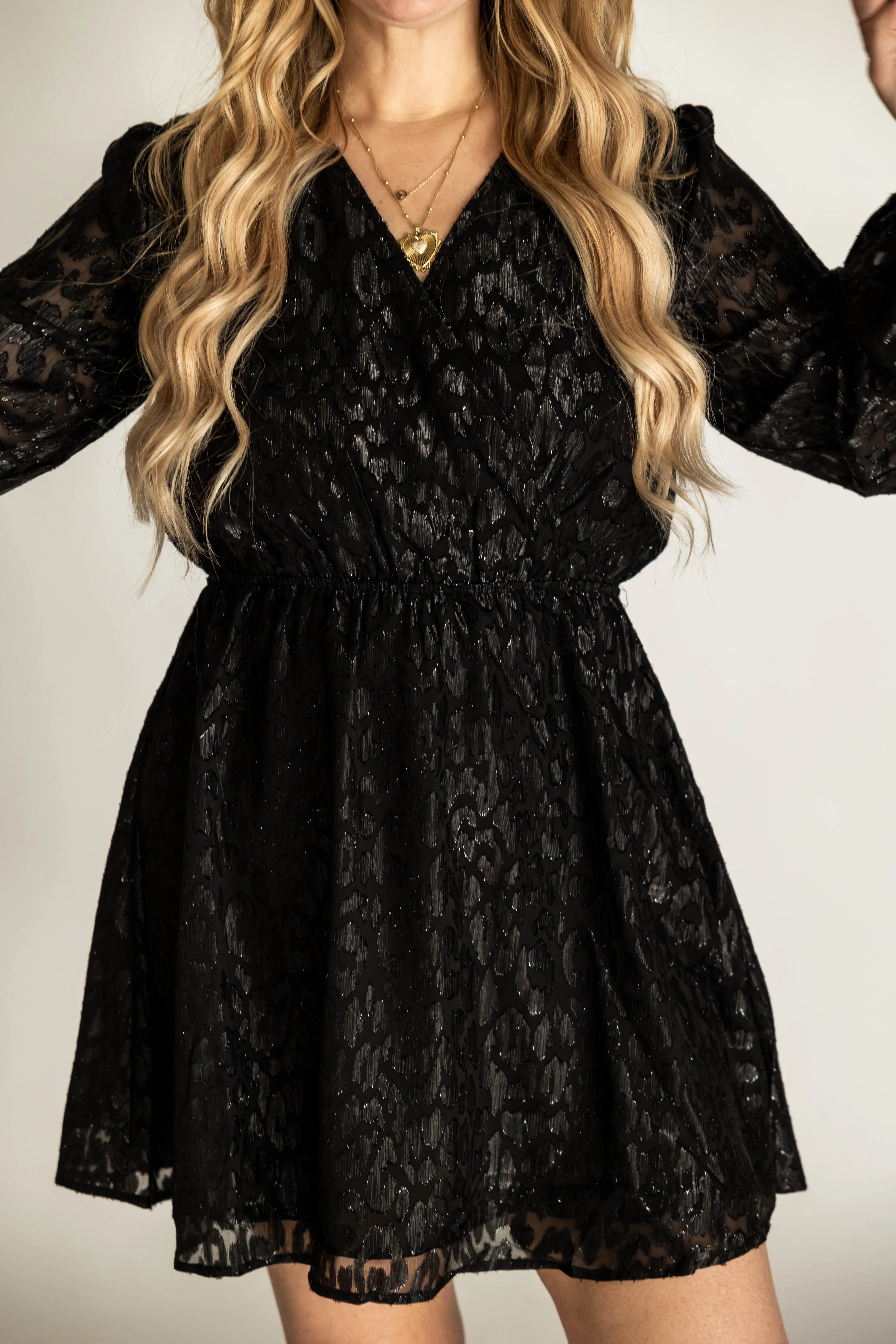 nina chiffon dress in black