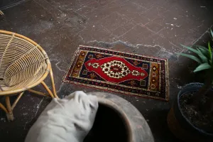 Old Mini Turkish Rug 1.10x3.7ft