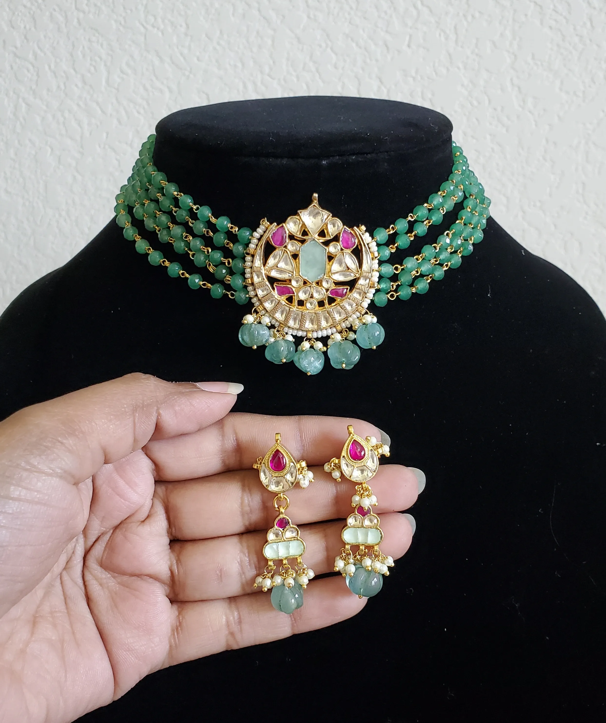 Pachi Kundan Crystal Choker Set With Gold Plating B25