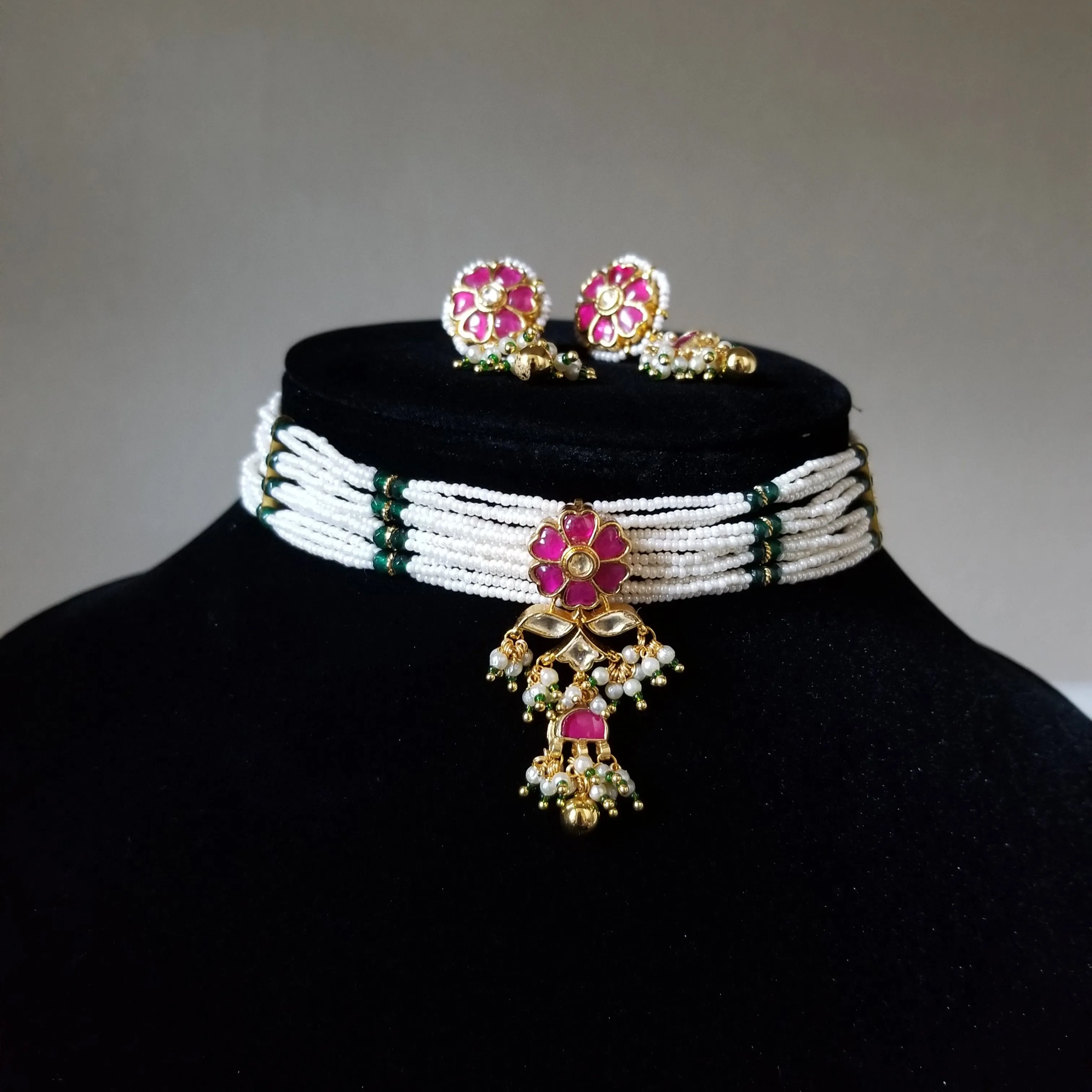Pachi Kundan Pearl Choker Set