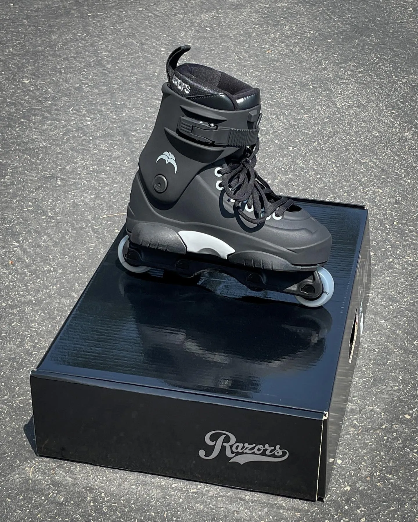 Patin agressif Razors Genesys LE