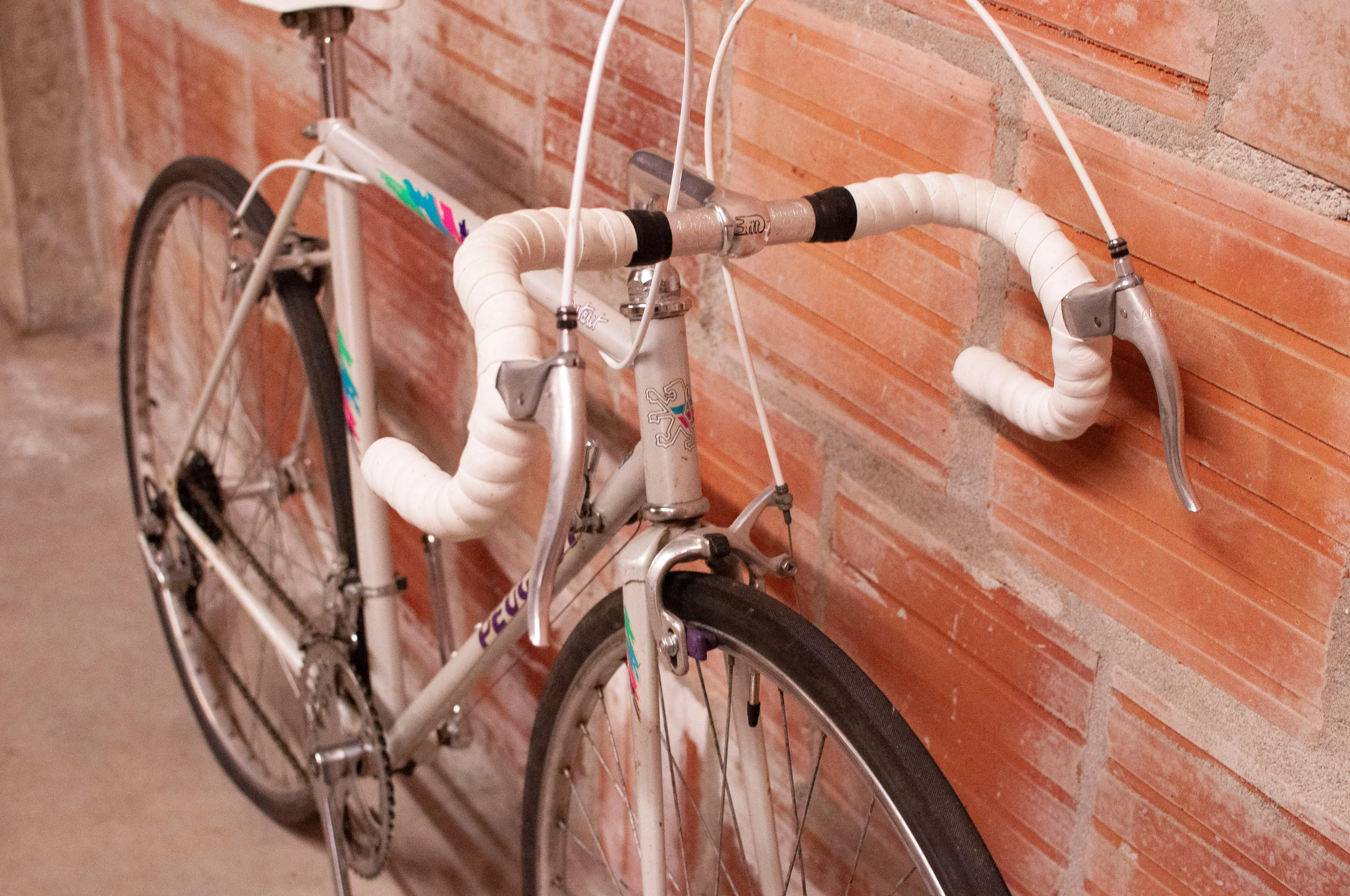 Peugeot Lautauret Vintage Road Bike, White & Purple, 53cm/Large