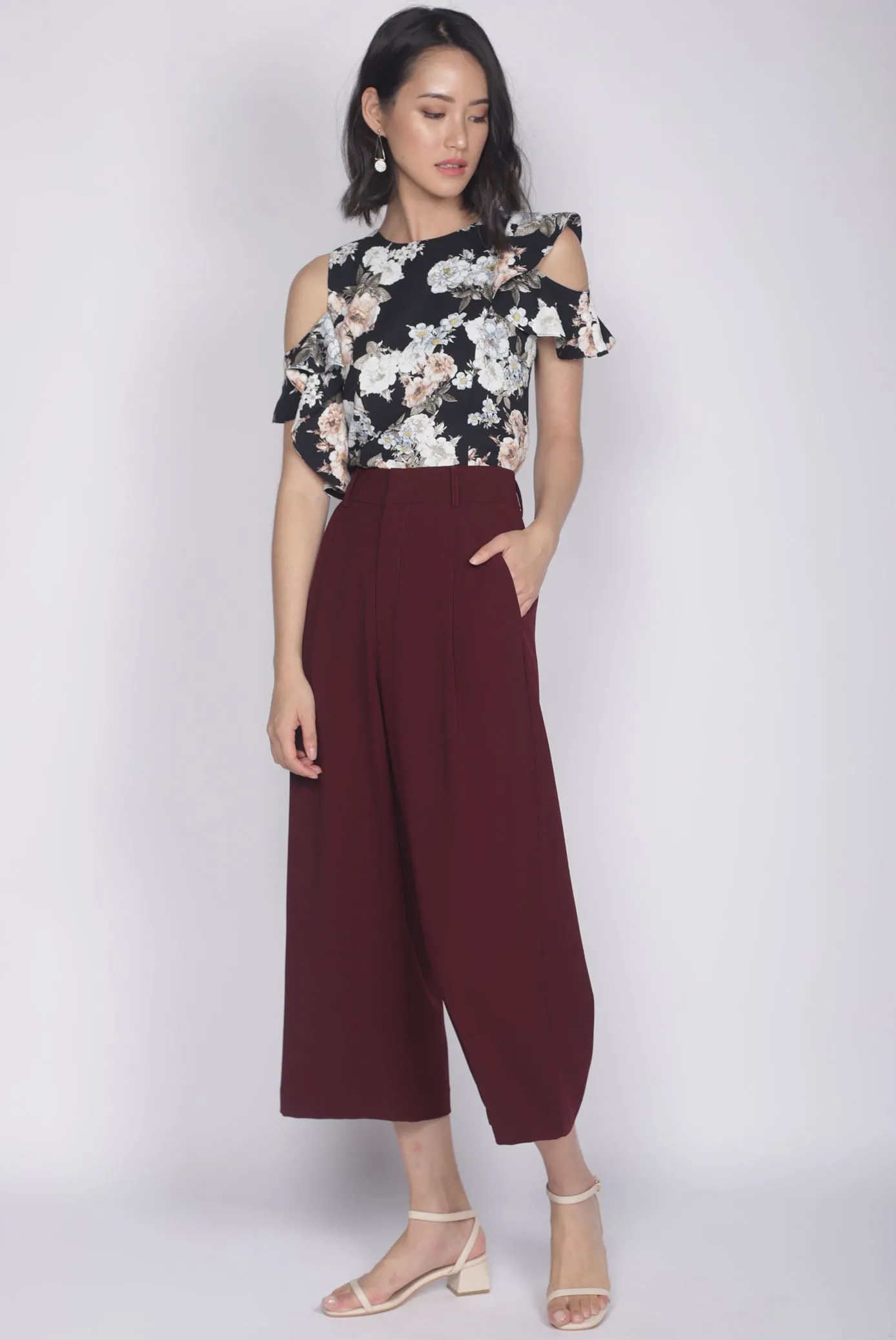*Premium* Christie Ruffle Floral Top In Black