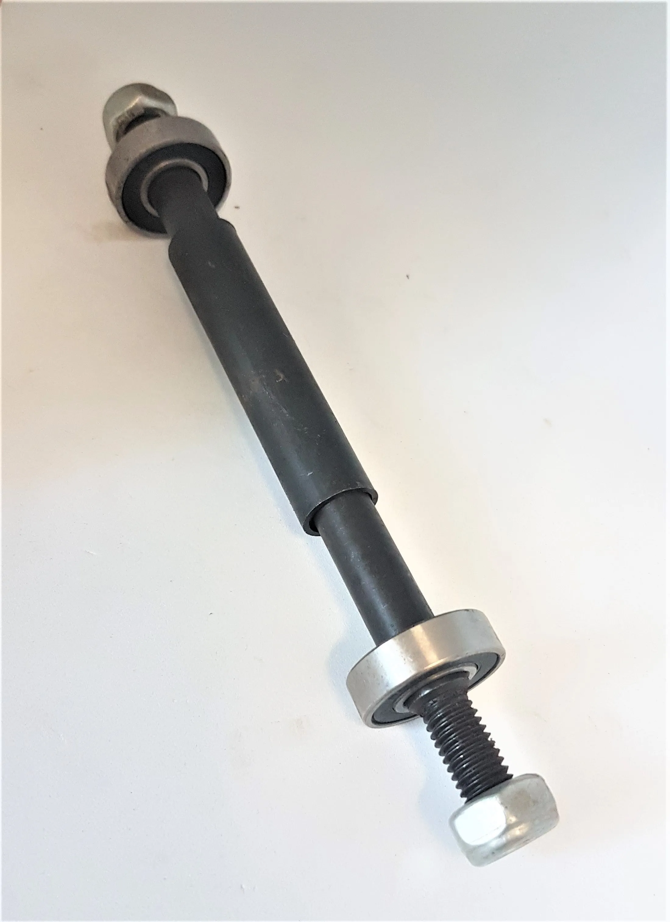 RAX16 REAR AXLE WITH SPACER AND BEARINGS MINI MOTO MINI DIRT BIKE 185MM