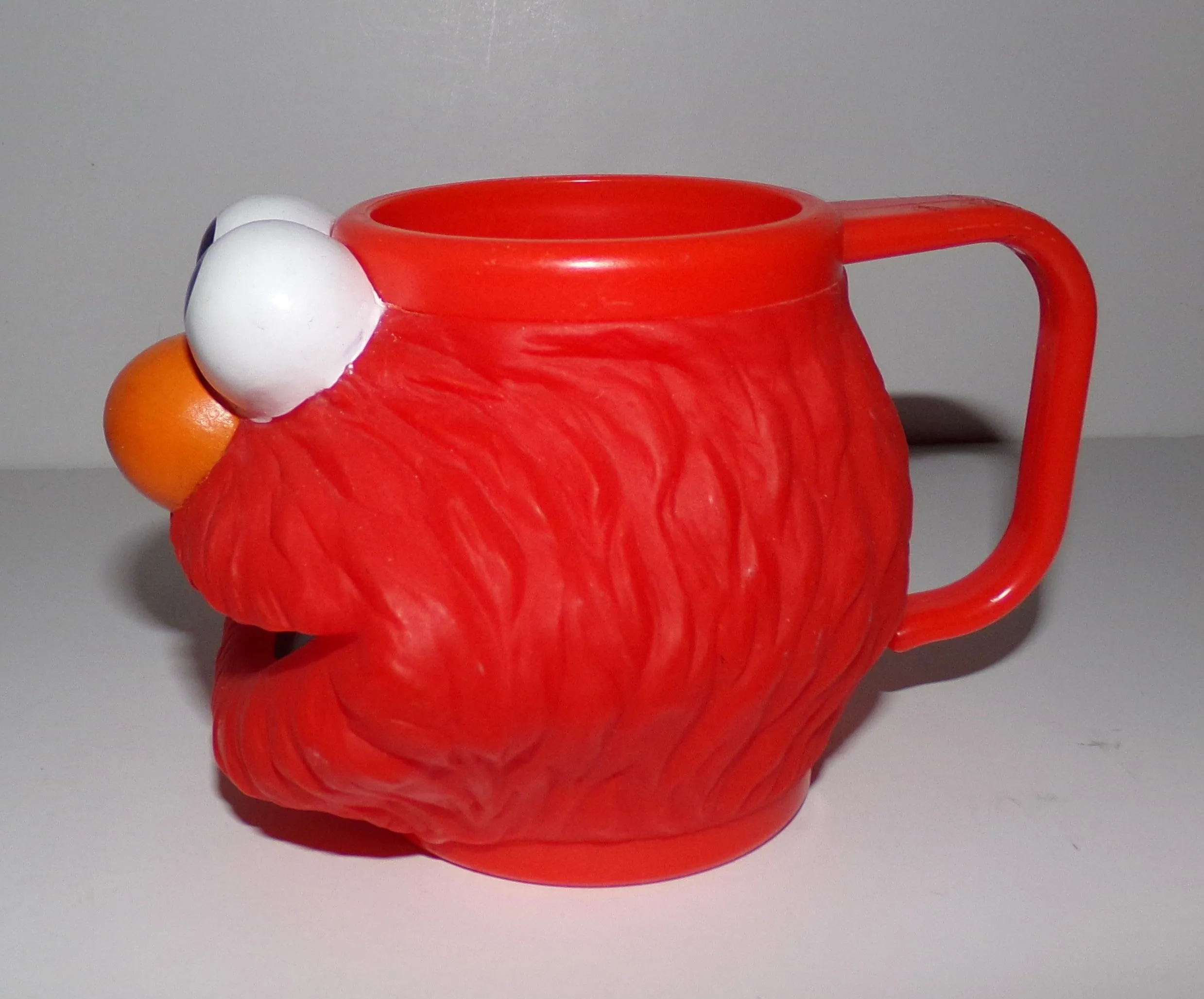 Sesame Street Elmo Cup