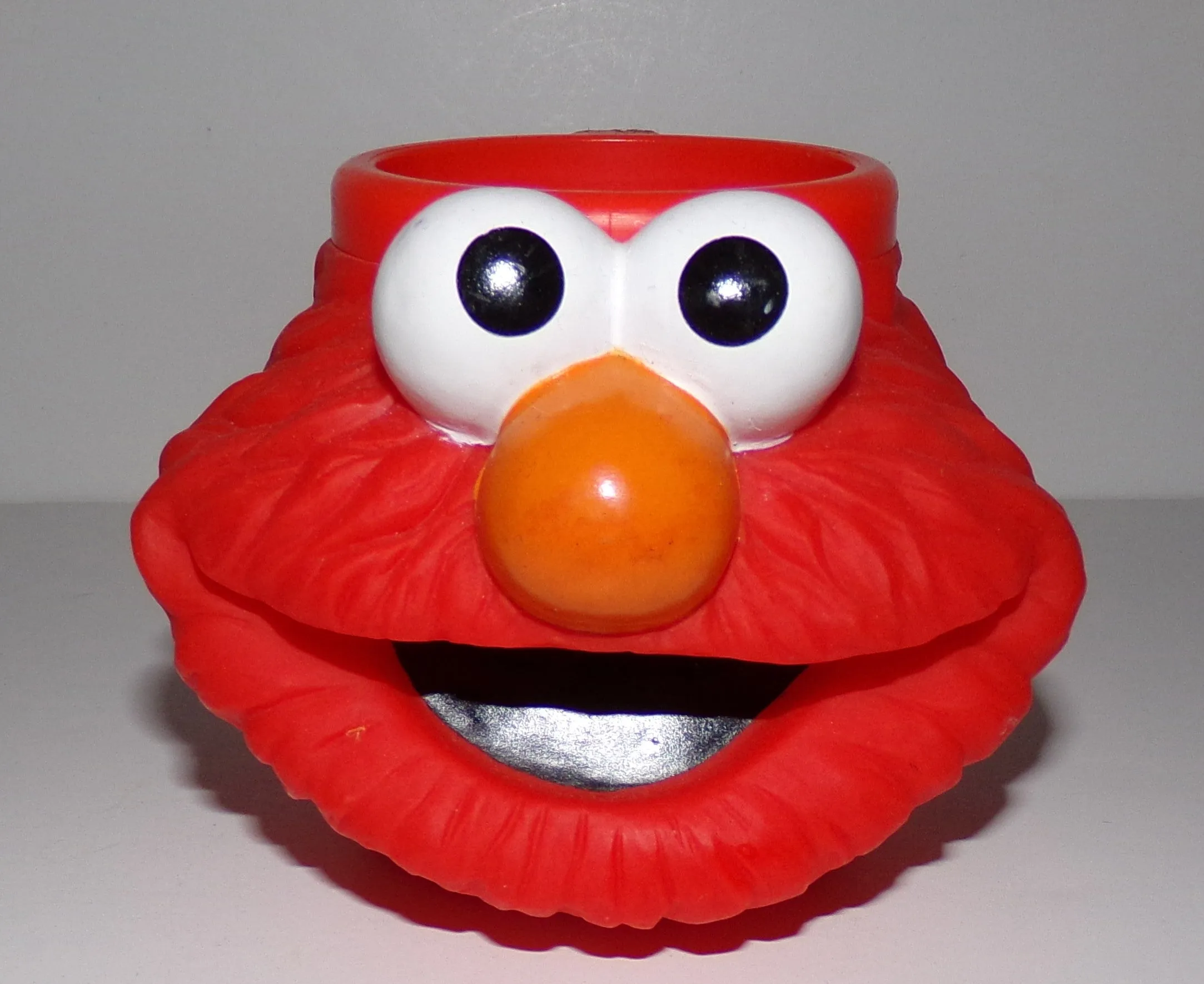 Sesame Street Elmo Cup