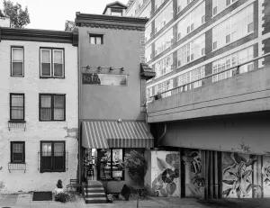 South 24th Street and Walnut Street, Philadelphia