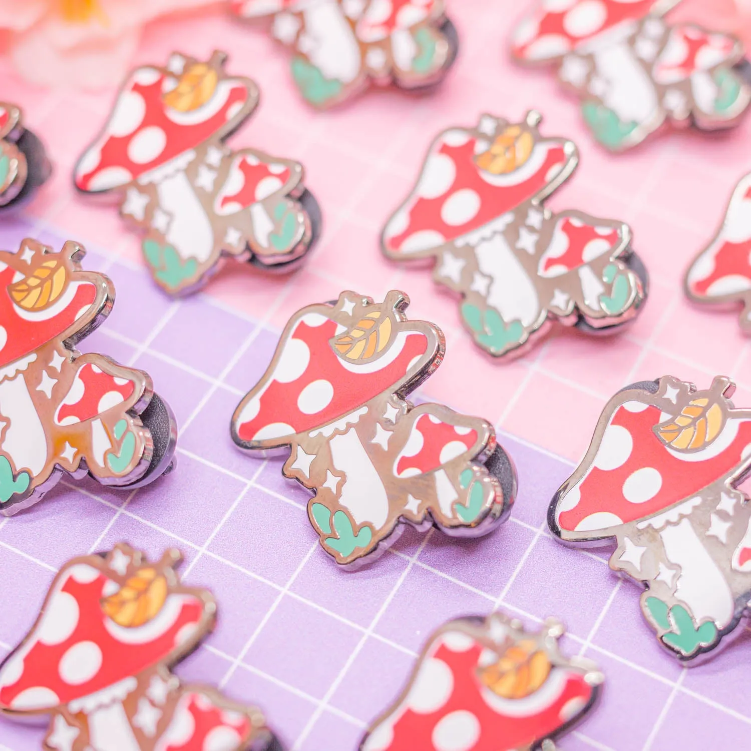 Spooky Town - autumn mushrooms enamel pin