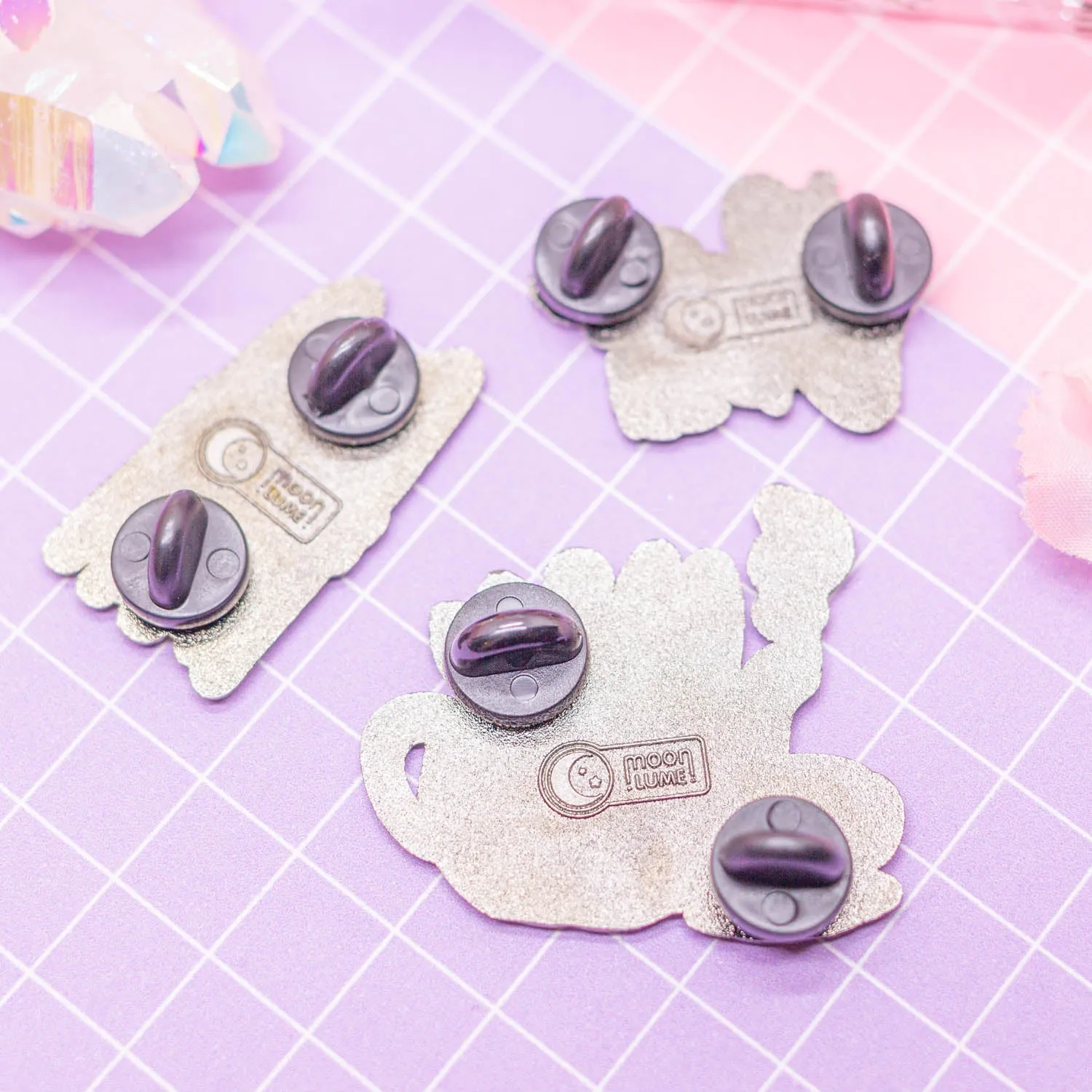 Spooky Town - pumpkin tea enamel pin
