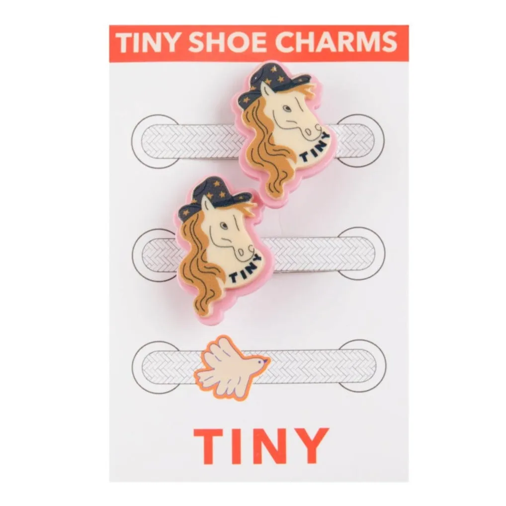 Tiny Cottons - Tiny Horse shoe charms