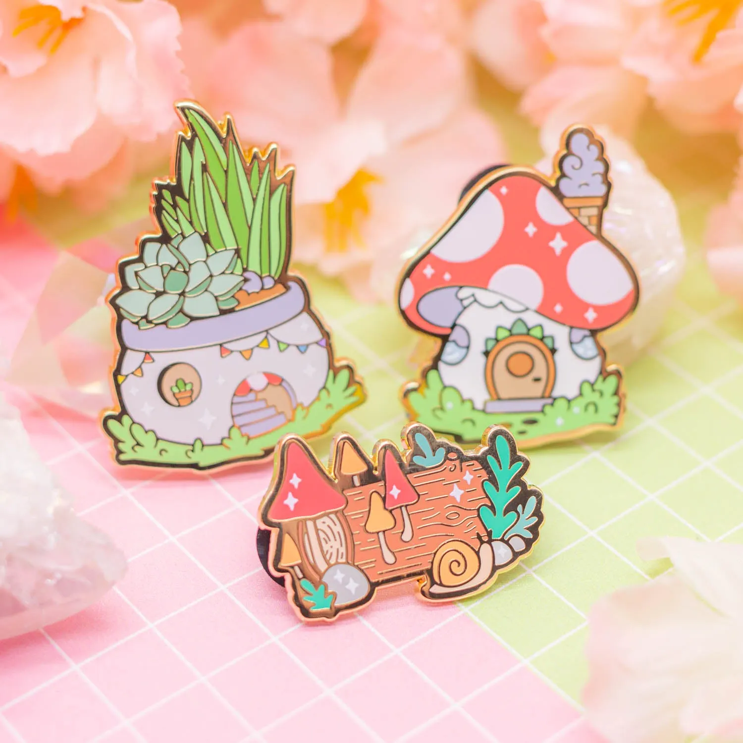 Tiny Garden - succulent garden pot house enamel pin