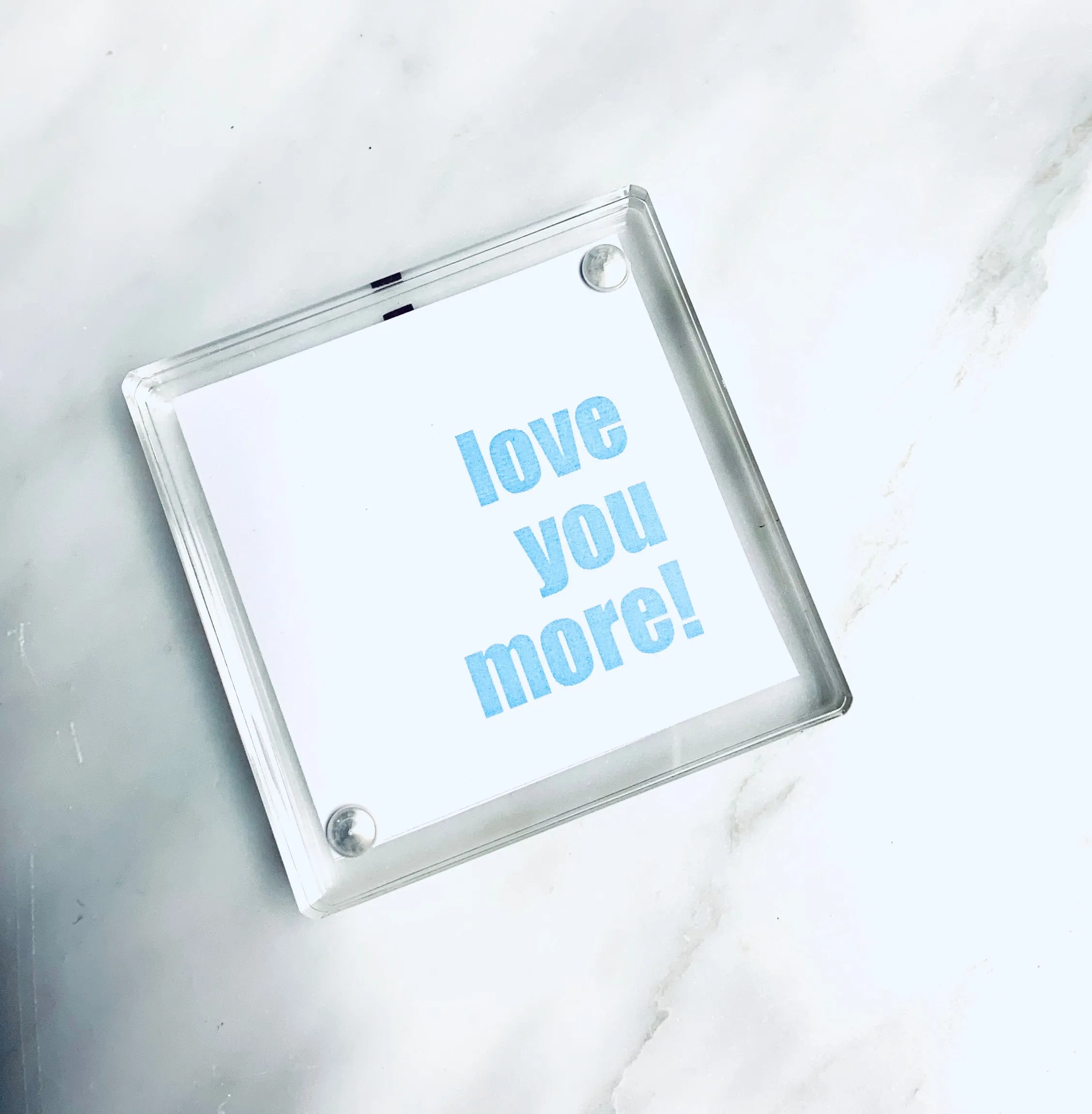 TINY LUCITE FRAME