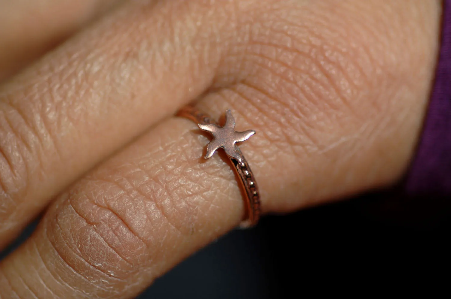 Tiny Metal Hexagon Flower 8 Petal 4mm x 4mm