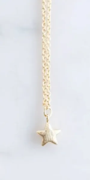 Tiny Star Necklace