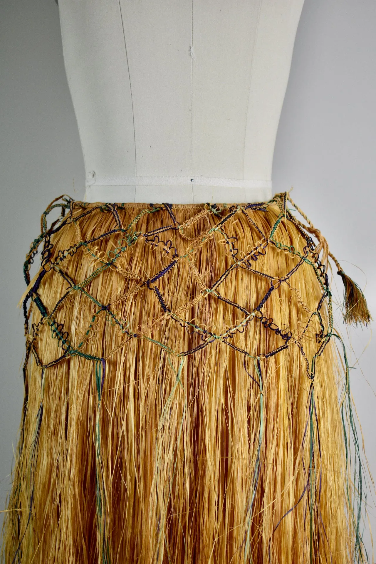 Vintage 1950s Hawaiian Tan Brown Skirt With Detailing